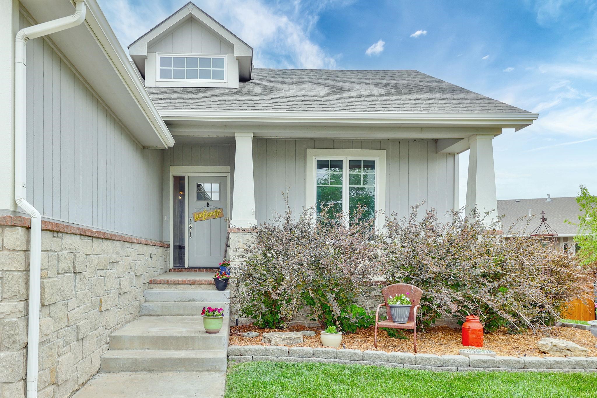 1240 N Countrywalk Ct, Rose Hill, Kansas image 3