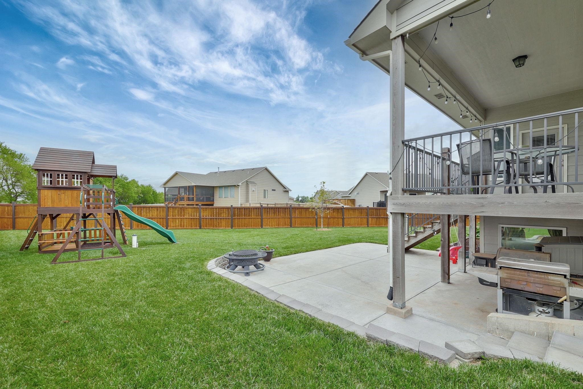 1240 N Countrywalk Ct, Rose Hill, Kansas image 31