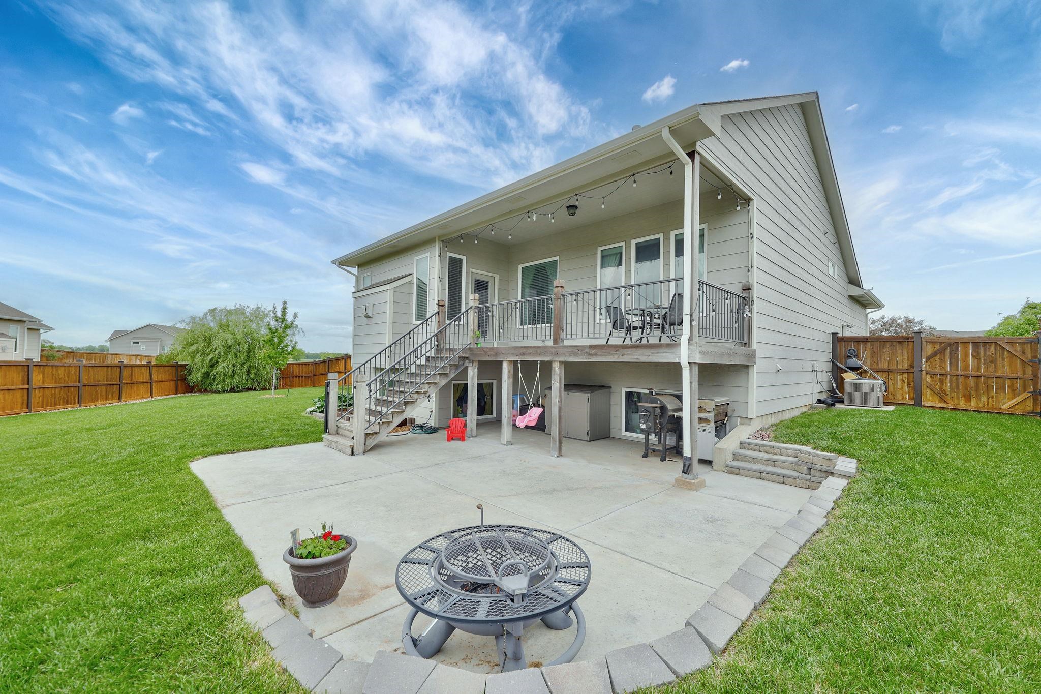 1240 N Countrywalk Ct, Rose Hill, Kansas image 30