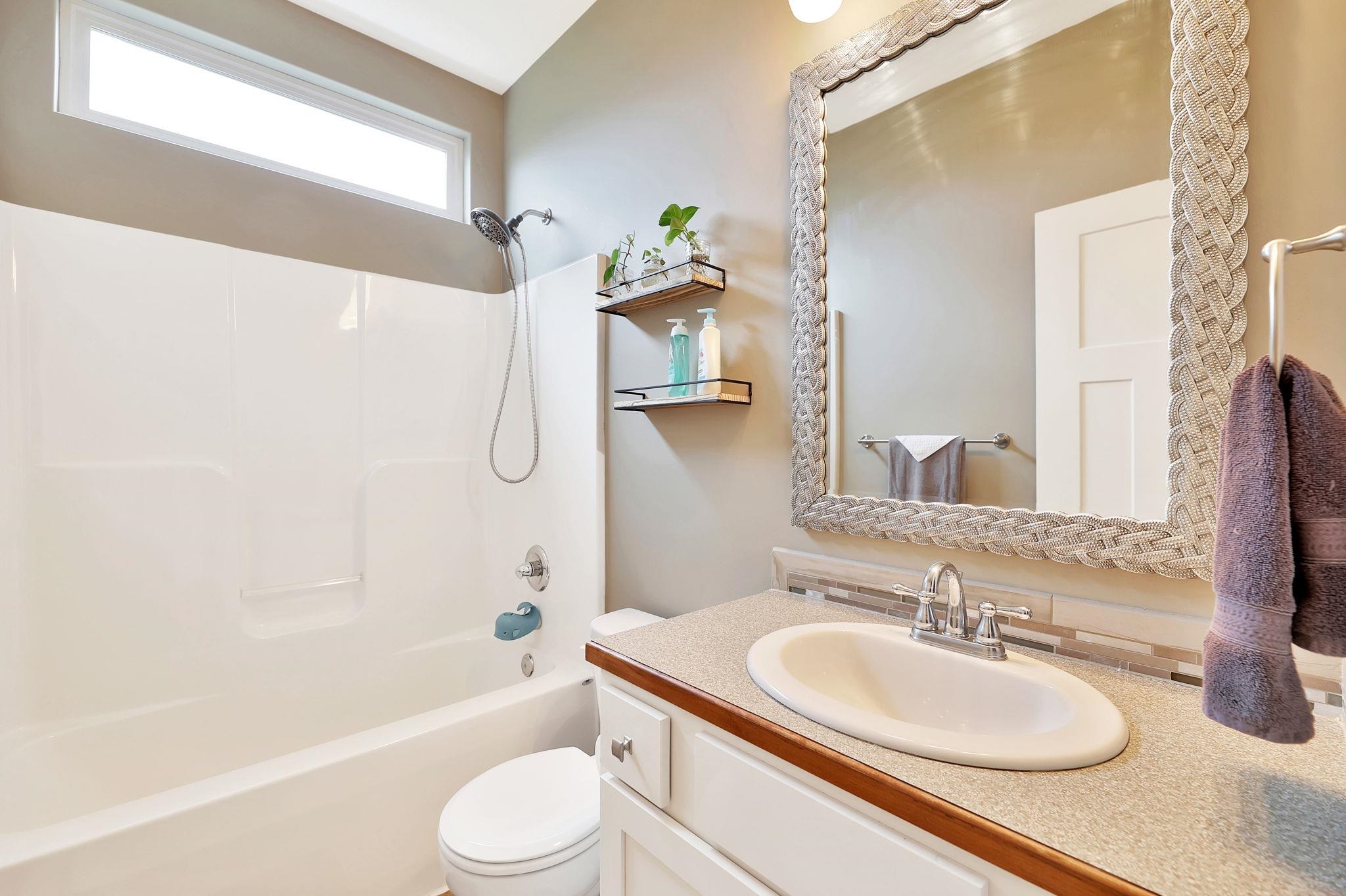 1240 N Countrywalk Ct, Rose Hill, Kansas image 18