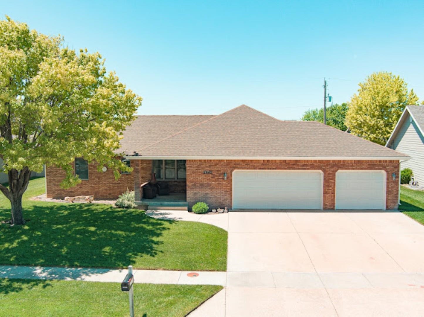 2940 Ray Ave, Salina, Kansas image 2