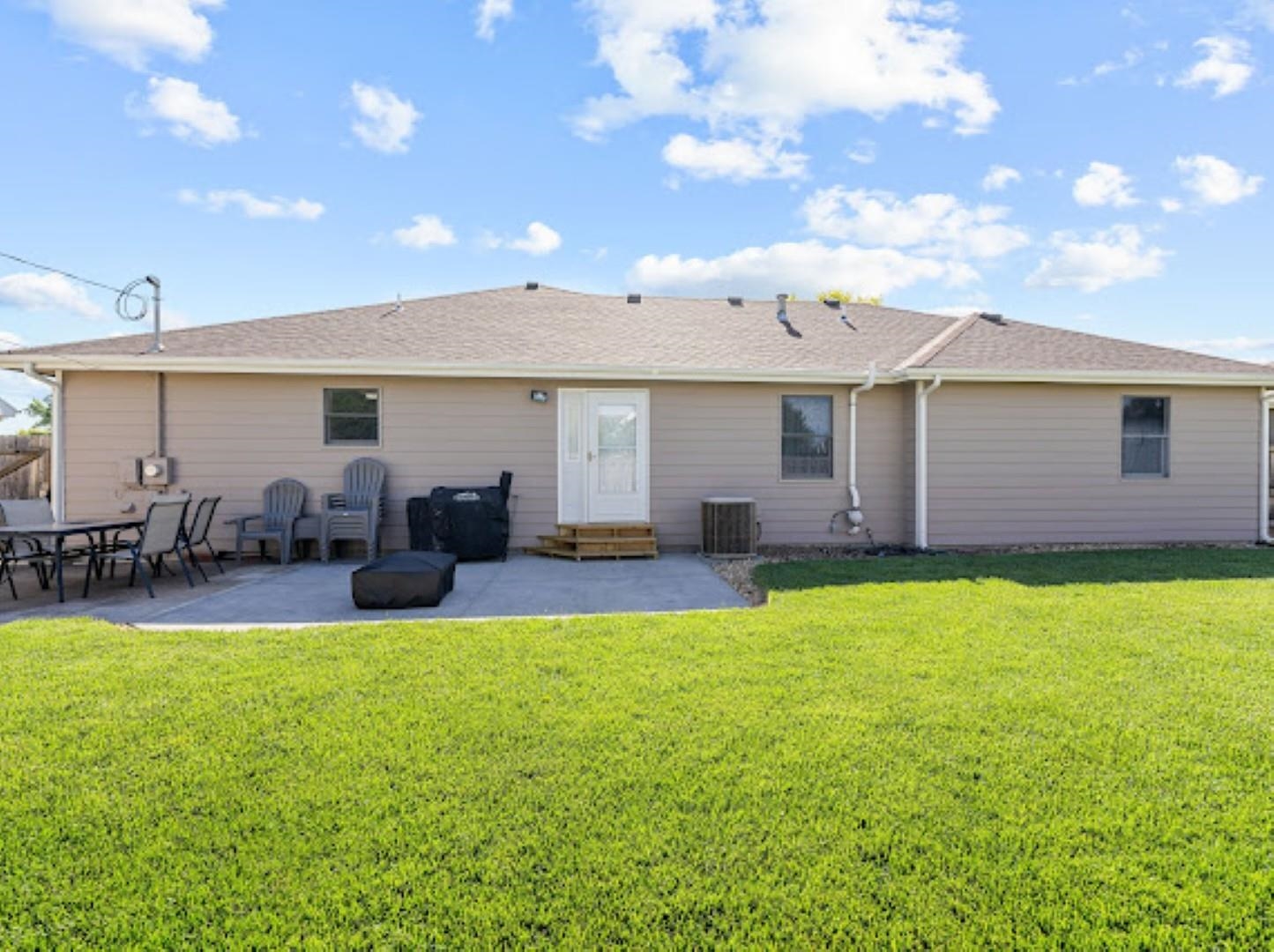 2940 Ray Ave, Salina, Kansas image 24