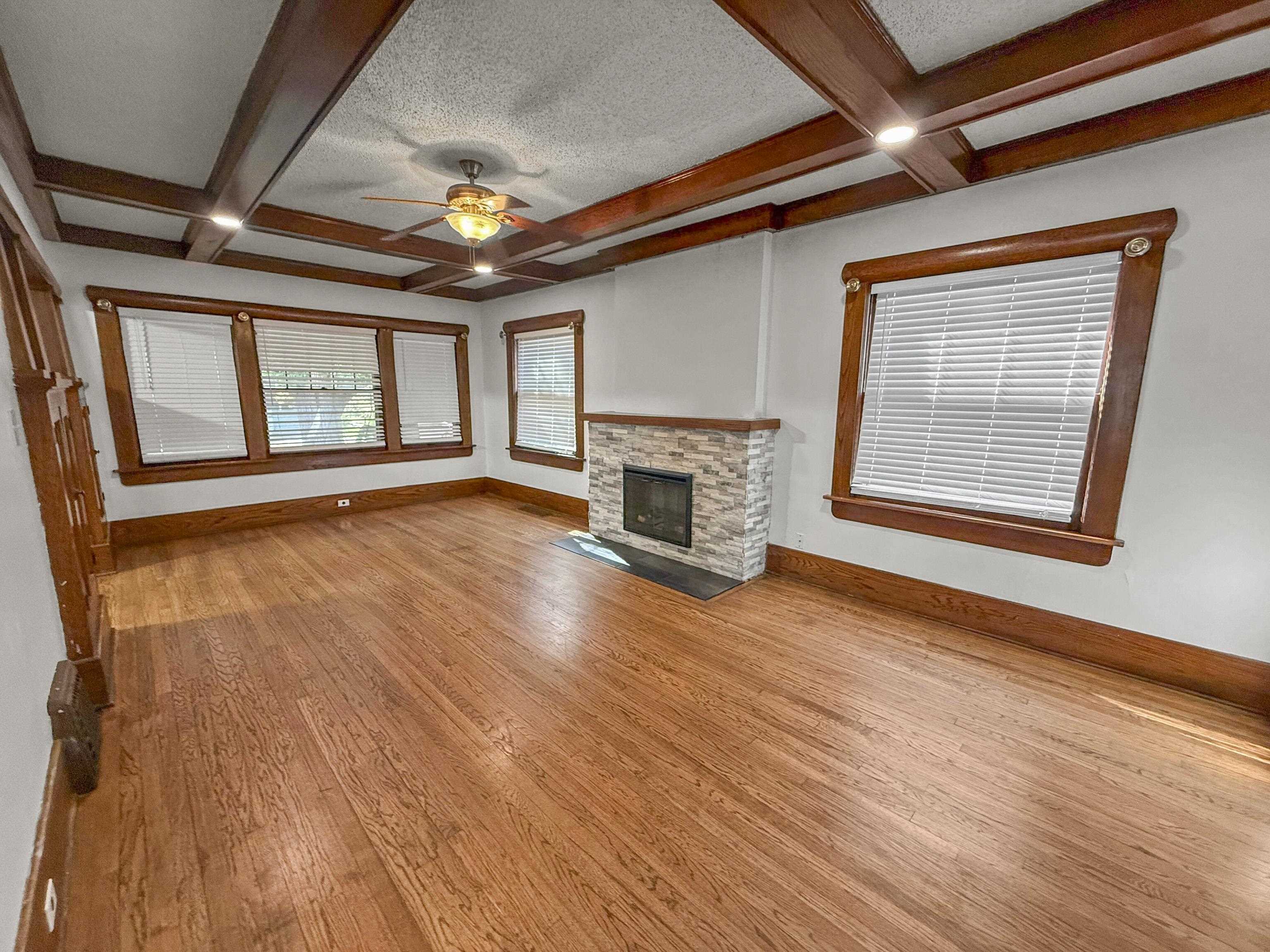 125 N Volutsia Ave, Wichita, Kansas image 10