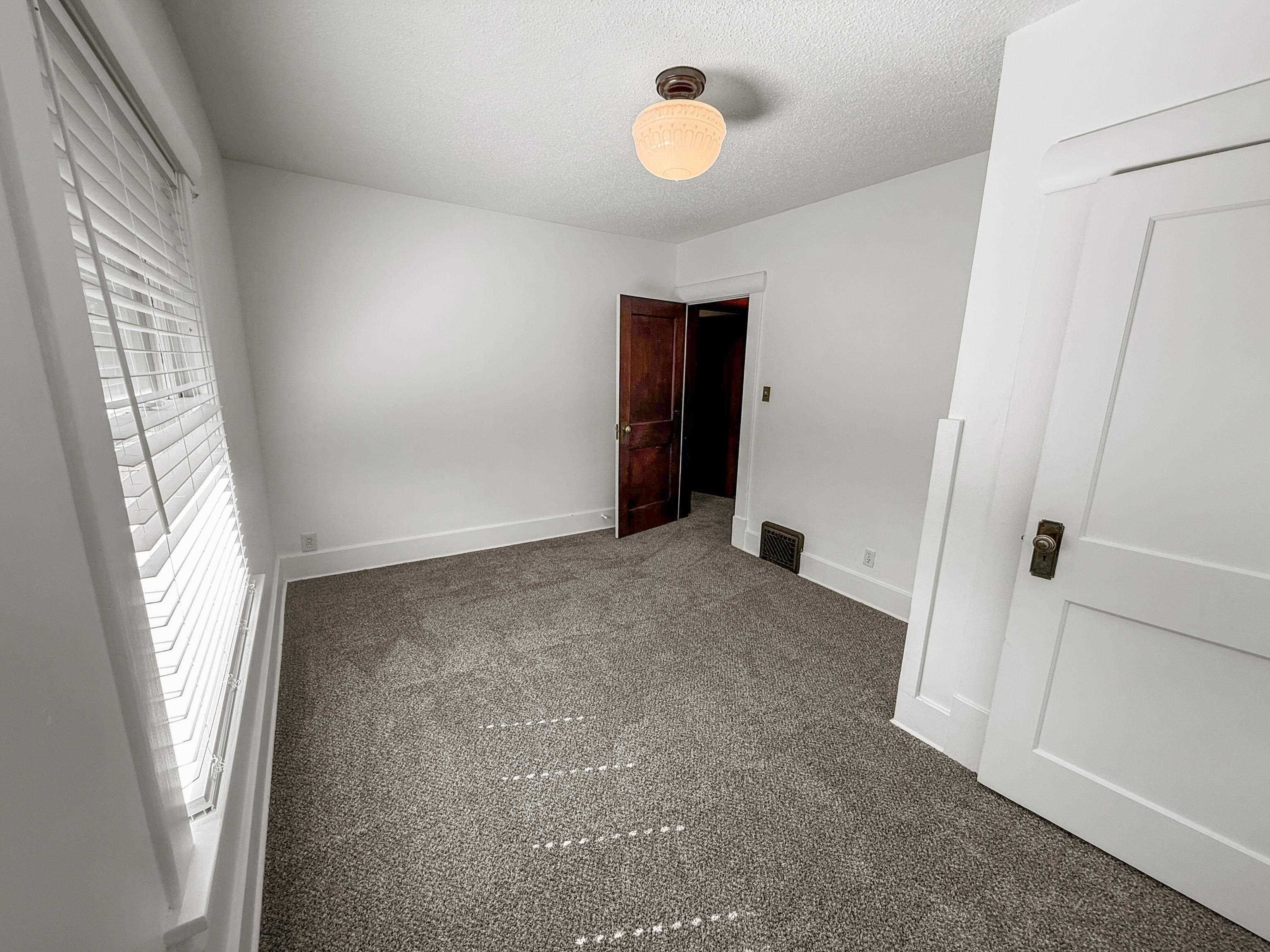 125 N Volutsia Ave, Wichita, Kansas image 11