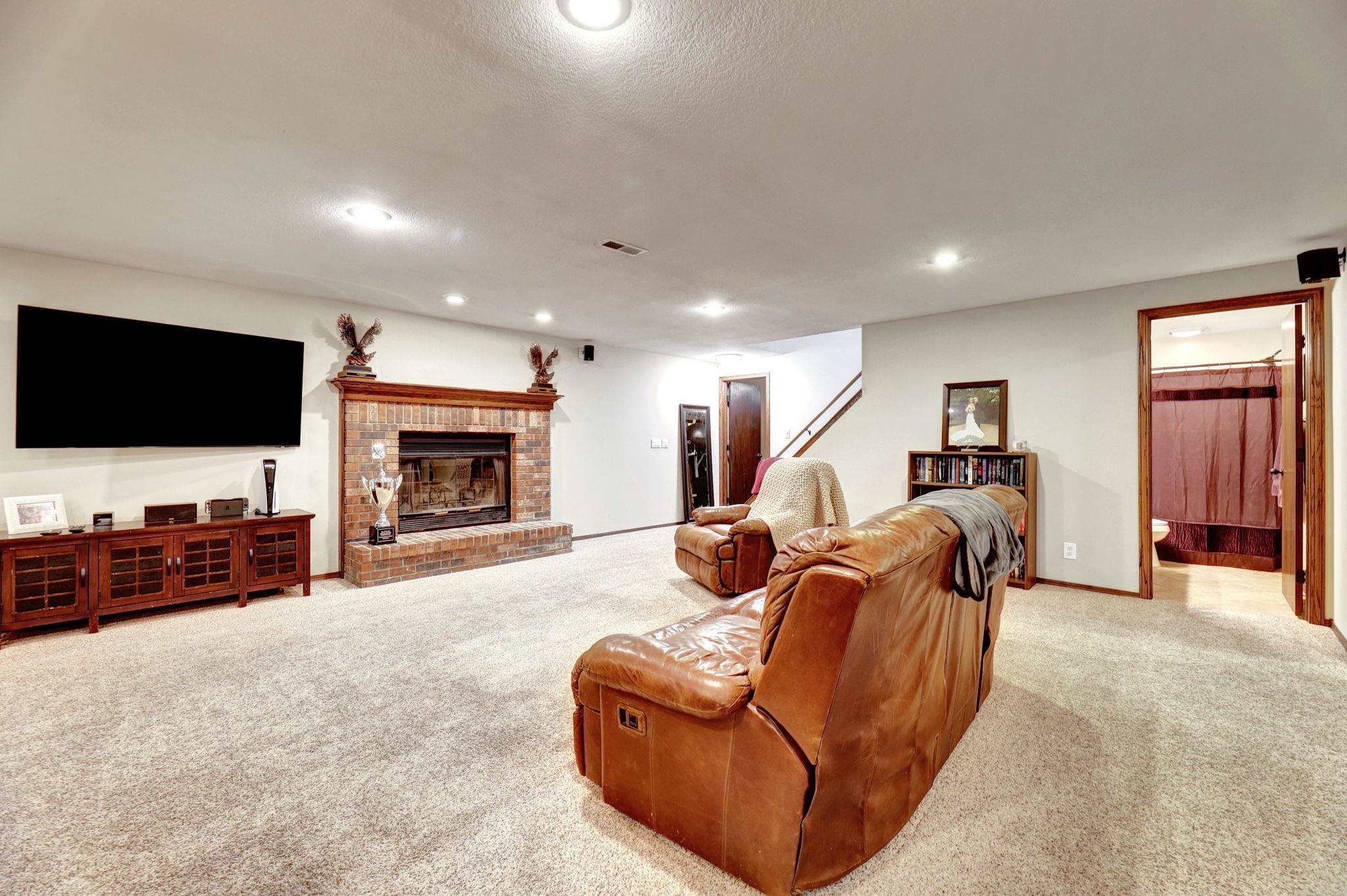 1630 N Pine Grove St, Wichita, Kansas image 21