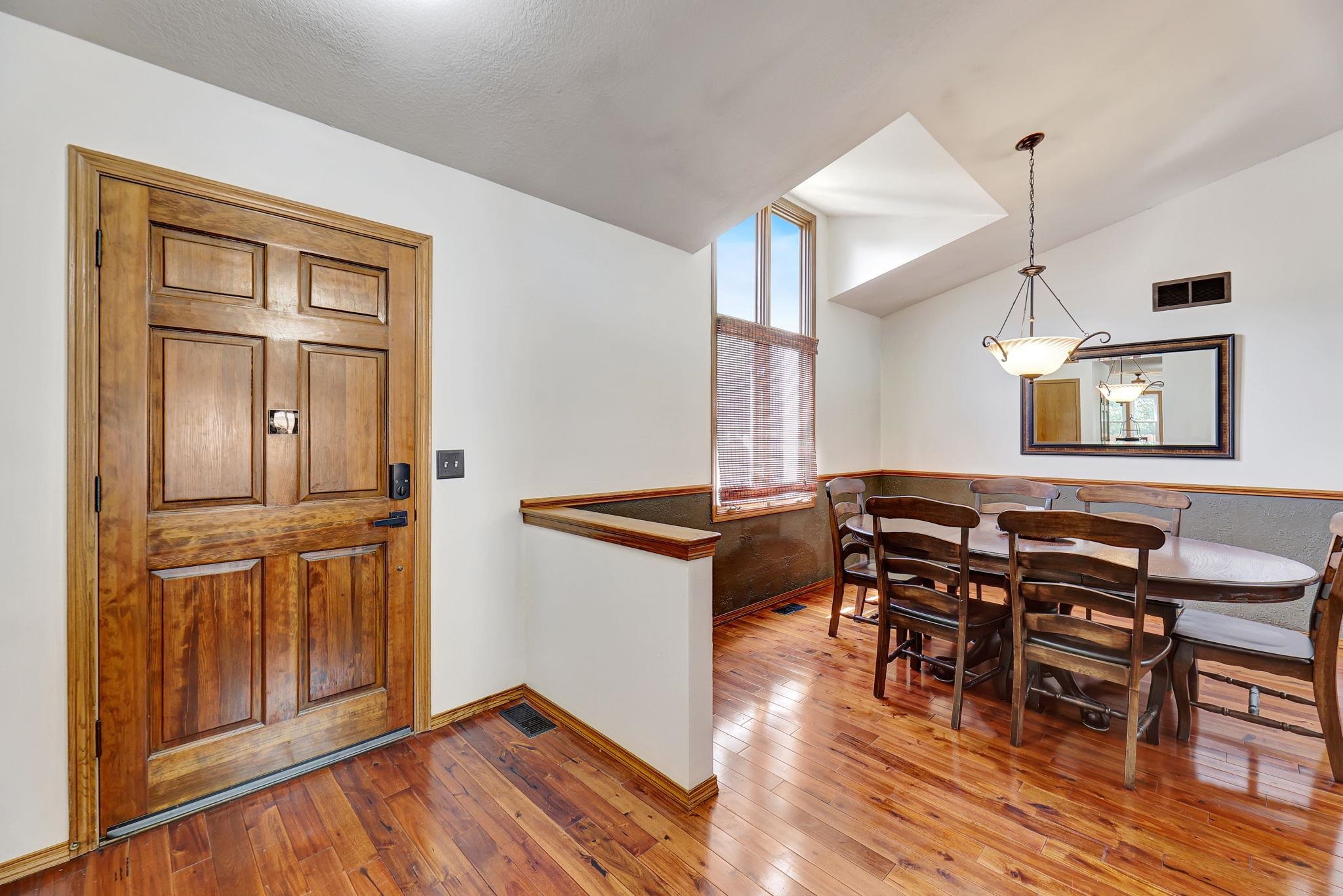 1630 N Pine Grove St, Wichita, Kansas image 3