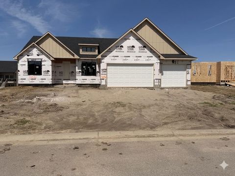 Homes For Sale - 14046 E Willowgreen Ct<br/> Wichita, KS 67230