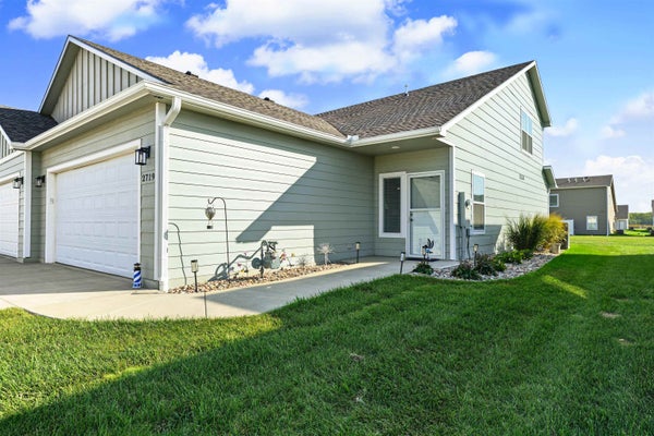 2719 TIM ROGERS LN, SALINA, KS 67401 - Image 0ed3210dadea739f19c6f765efc839e2/455455095