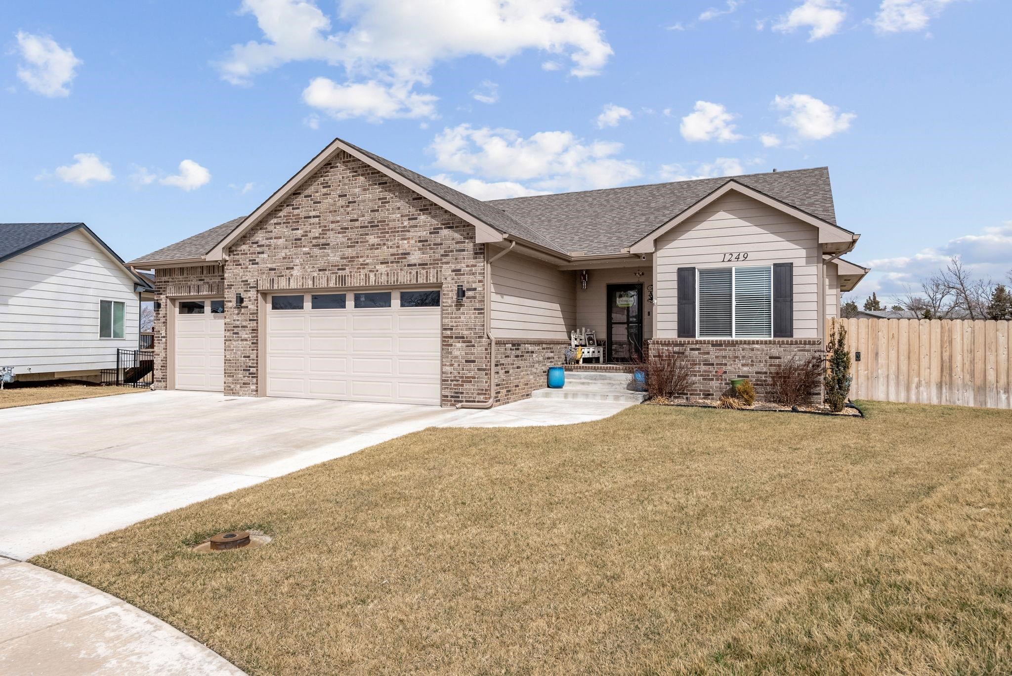 1249 S Sontag Circle, Derby, Kansas image 3