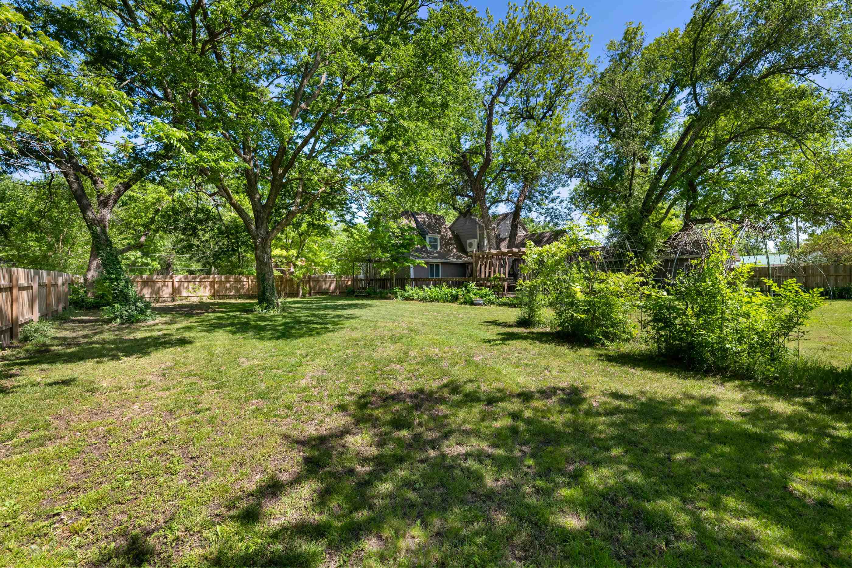 401 Walnut St, Marion, Kansas image 28