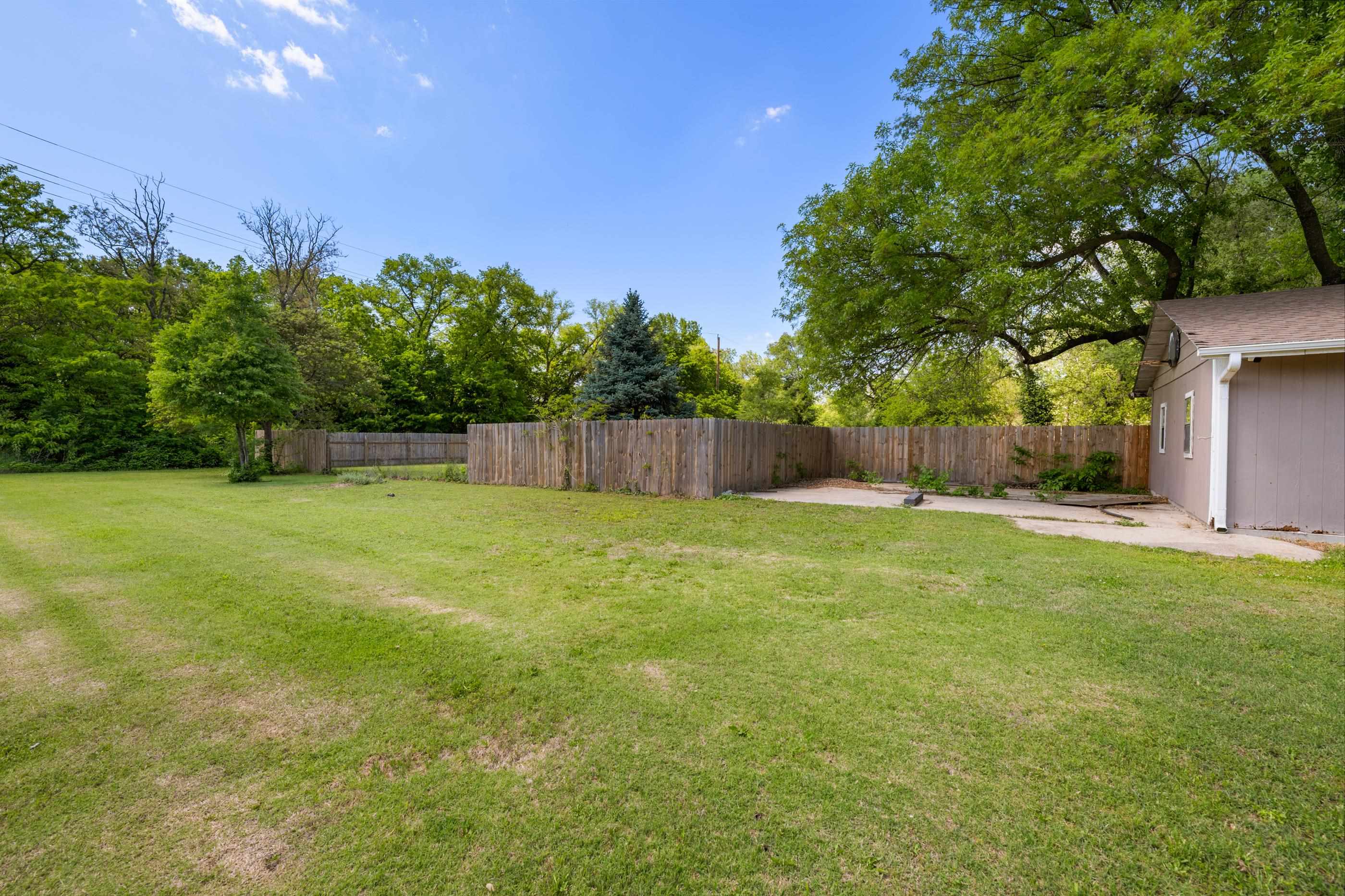401 Walnut St, Marion, Kansas image 31