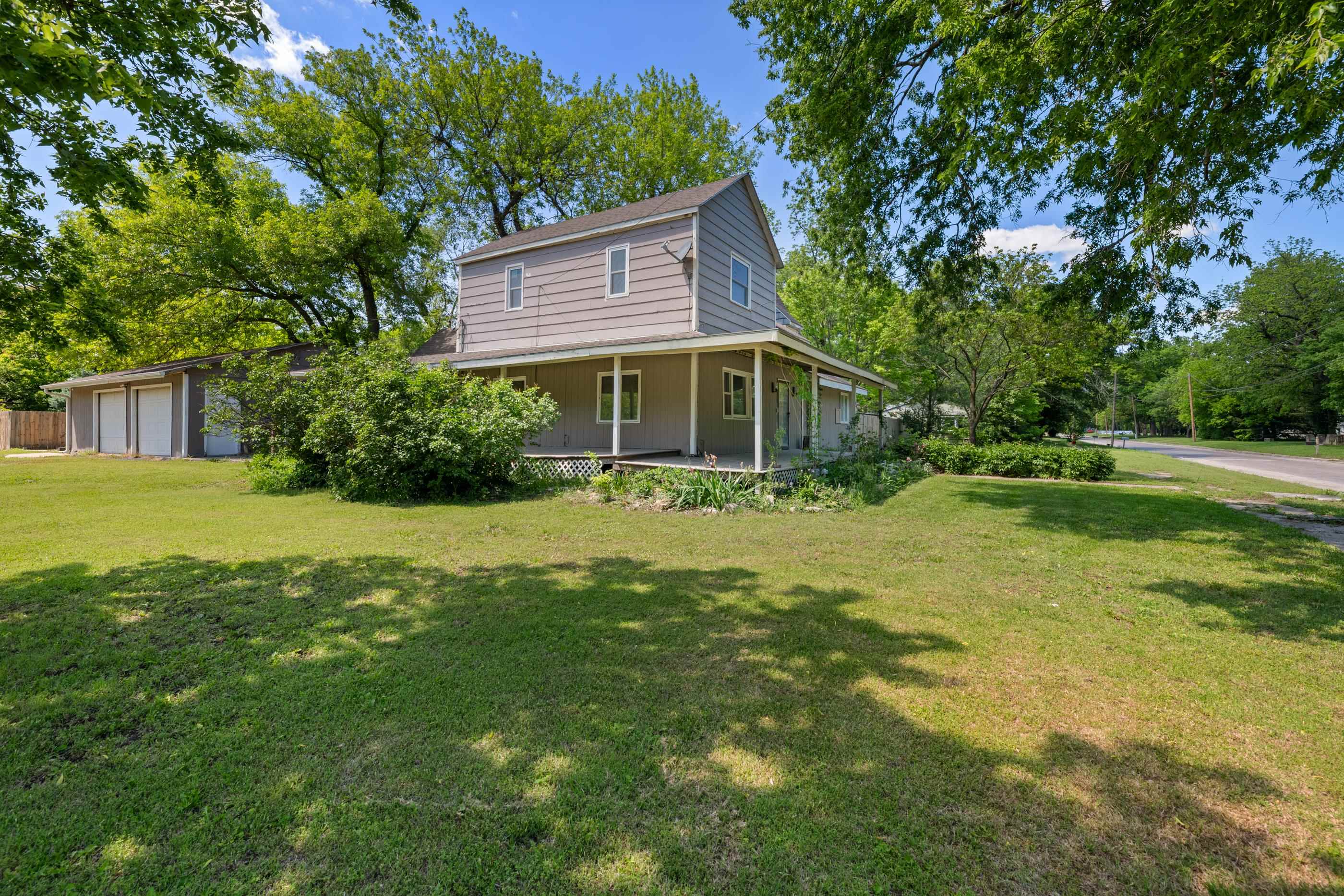 401 Walnut St, Marion, Kansas image 3
