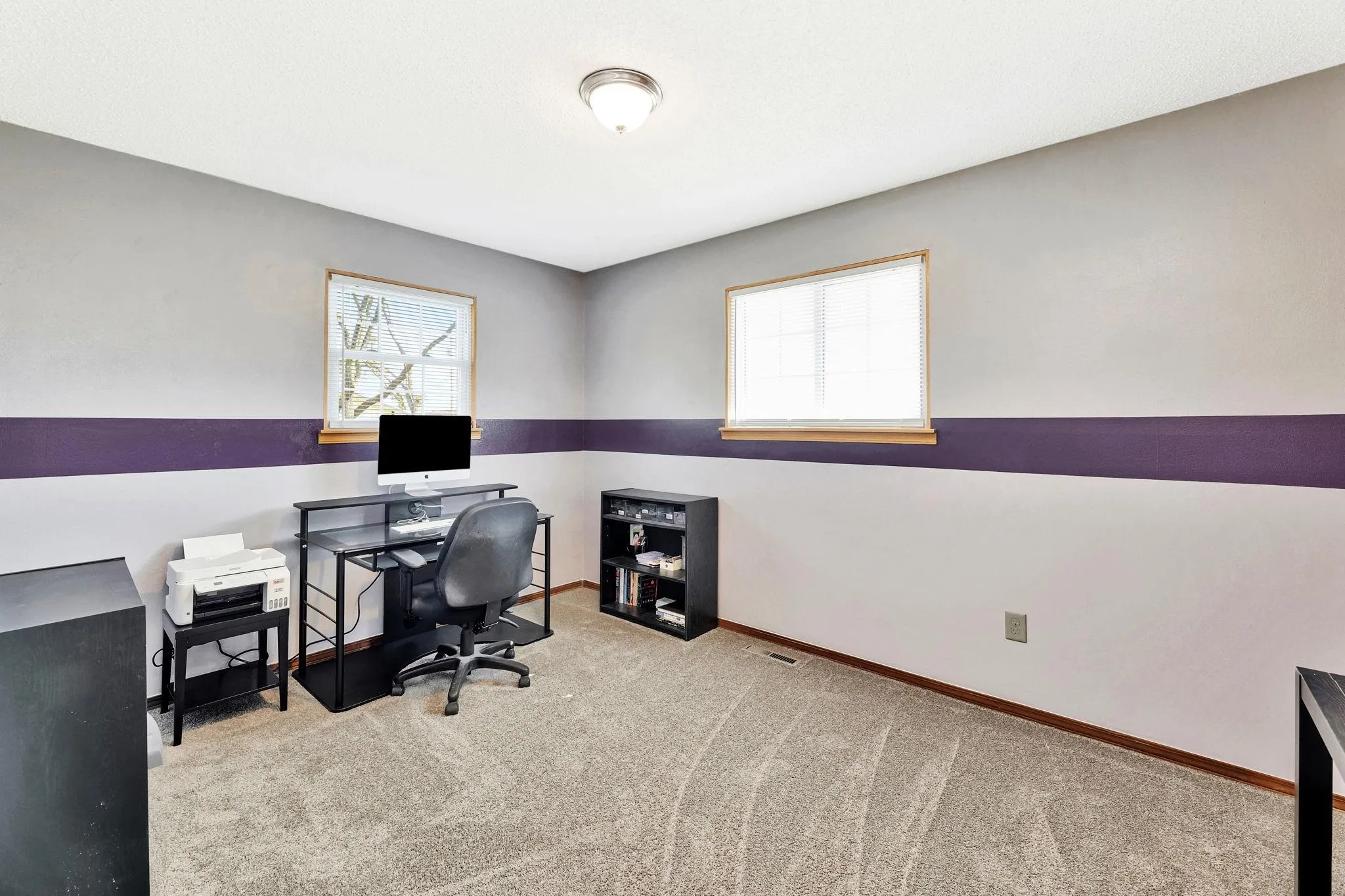 Peck, Kansas 67120, United States, 4 Bedrooms Bedrooms, ,2 BathroomsBathrooms,Residential,Pending,44460