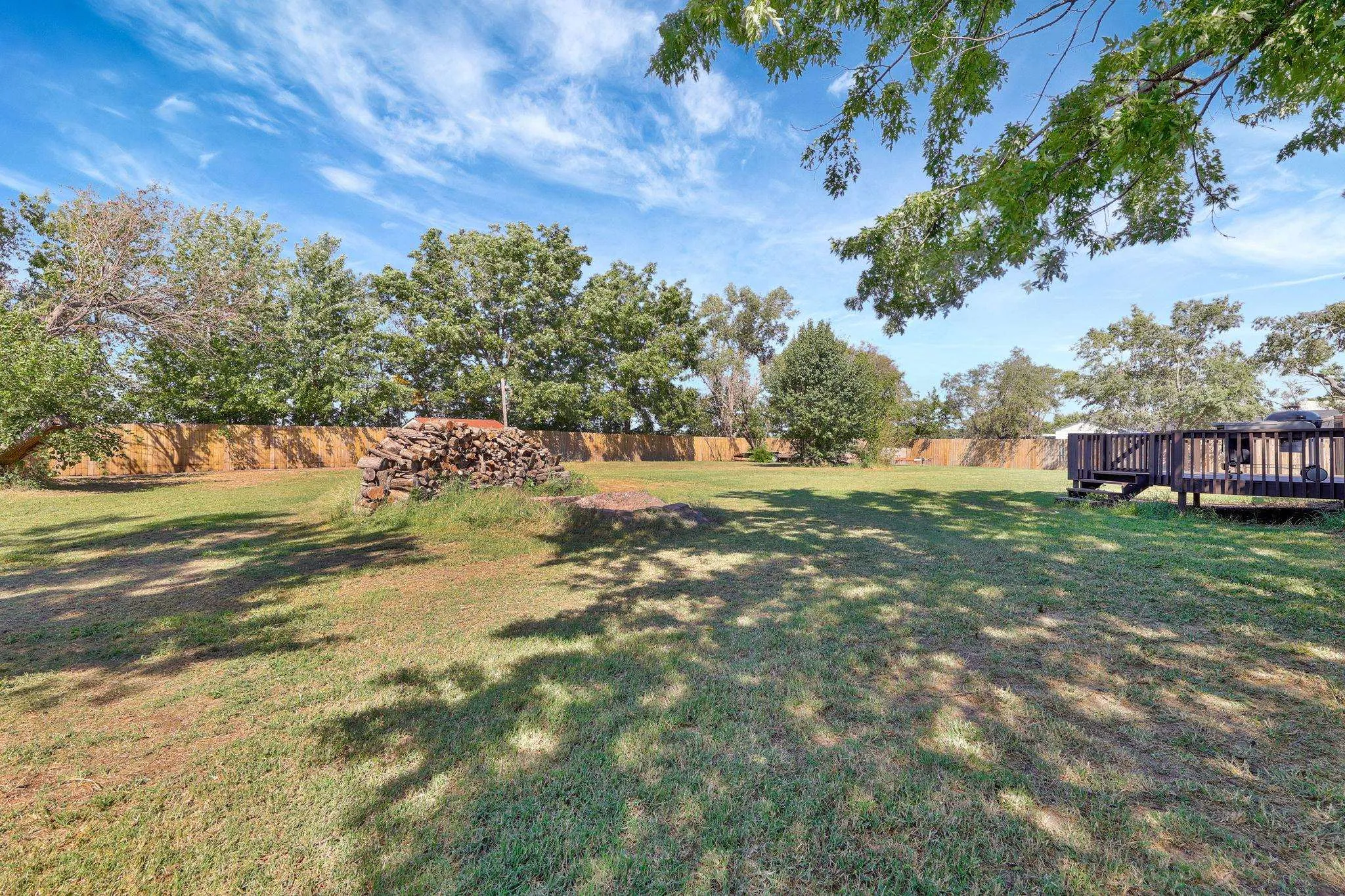 Peck, Kansas 67120, United States, 4 Bedrooms Bedrooms, ,2 BathroomsBathrooms,Residential,Pending,44460