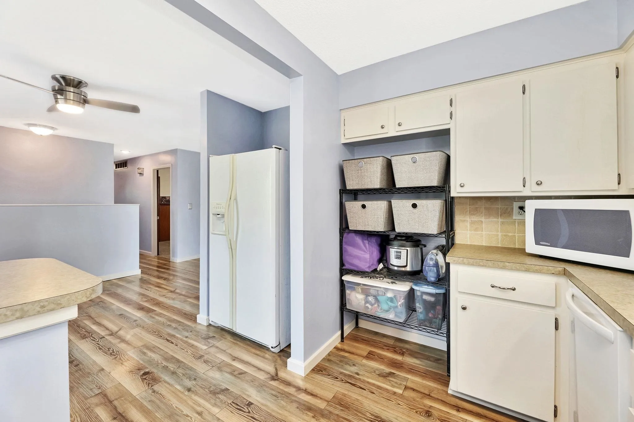 Peck, Kansas 67120, United States, 4 Bedrooms Bedrooms, ,2 BathroomsBathrooms,Residential,Pending,44460