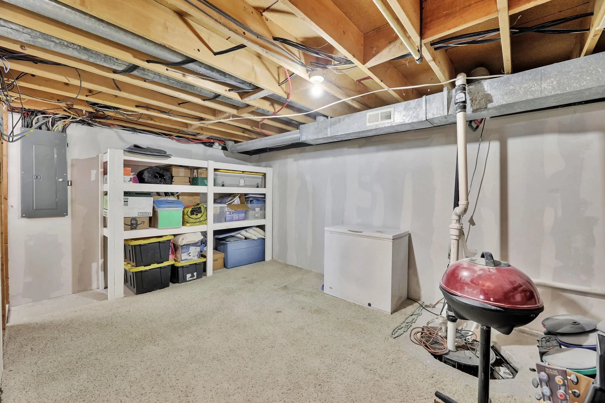 Peck, Kansas 67120, United States, 4 Bedrooms Bedrooms, ,2 BathroomsBathrooms,Residential,Pending,44460