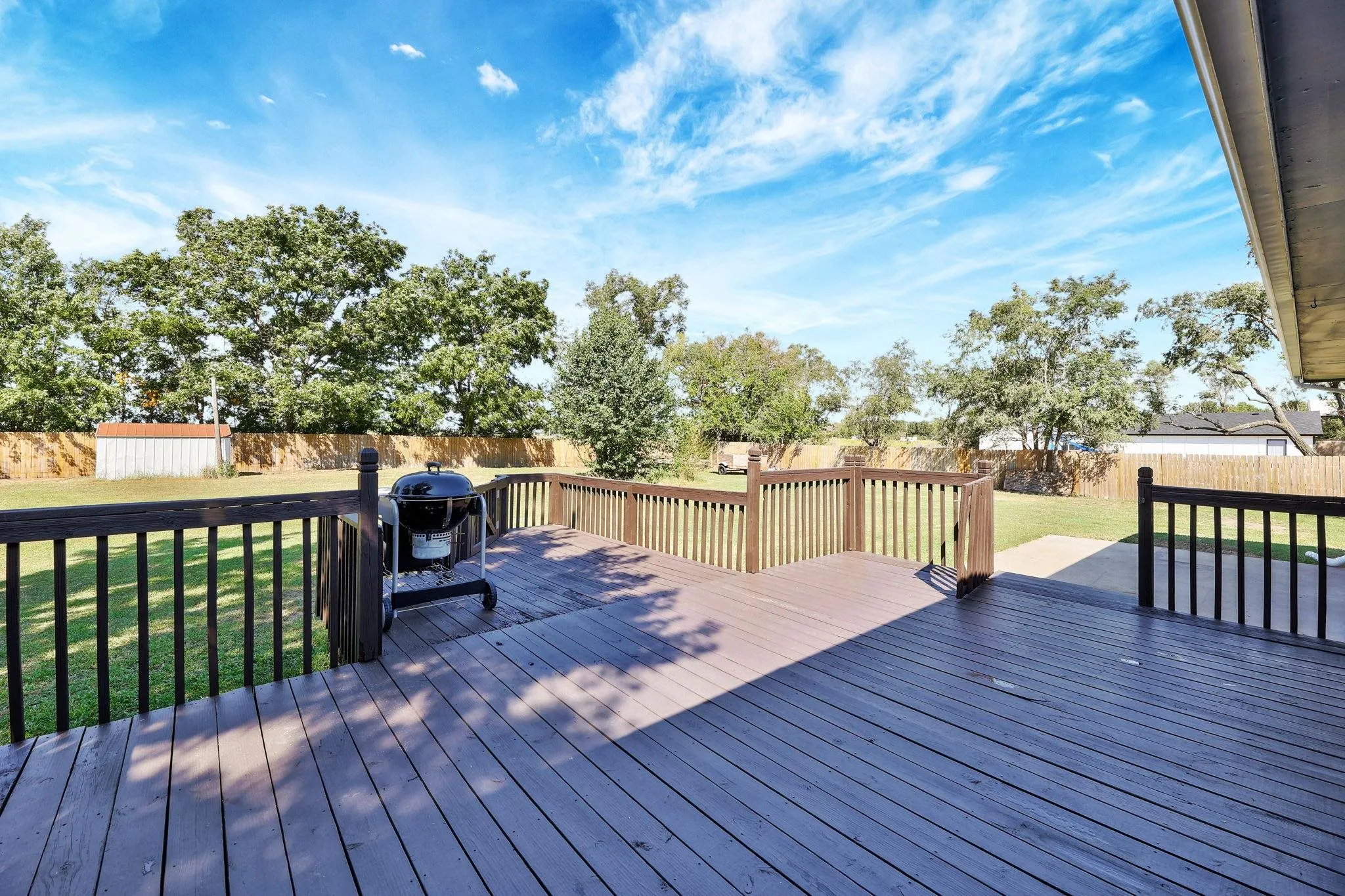 Peck, Kansas 67120, United States, 4 Bedrooms Bedrooms, ,2 BathroomsBathrooms,Residential,Pending,44460