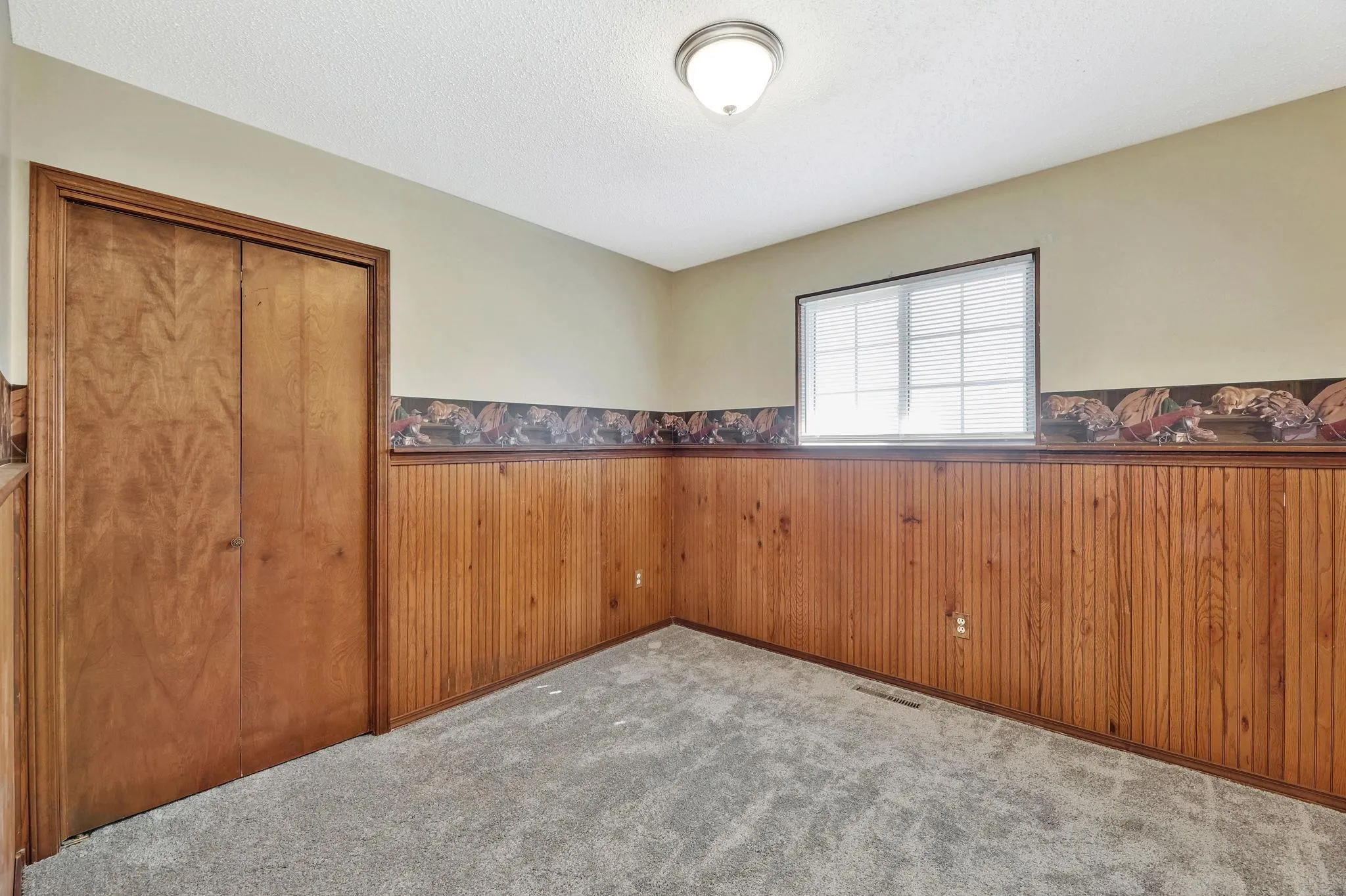 Peck, Kansas 67120, United States, 4 Bedrooms Bedrooms, ,2 BathroomsBathrooms,Residential,Pending,44460