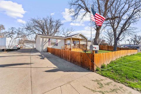 Mobile Home For Sale - 616 Willis Ave<br/> Salina, KS 67401