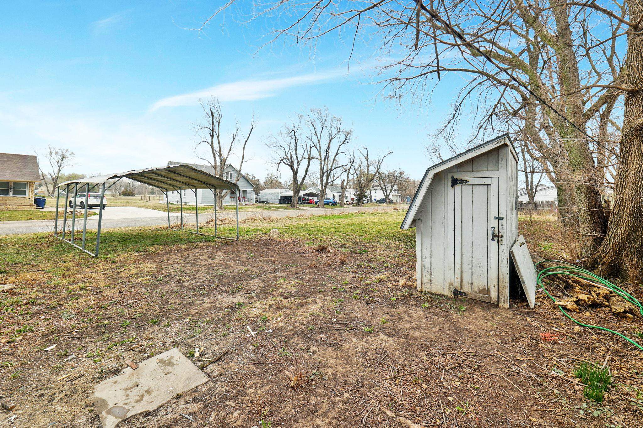 924 N Logan St, Newton, Kansas image 31