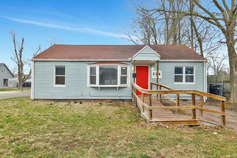 924 N Logan St, Newton, KS MLS: 652369