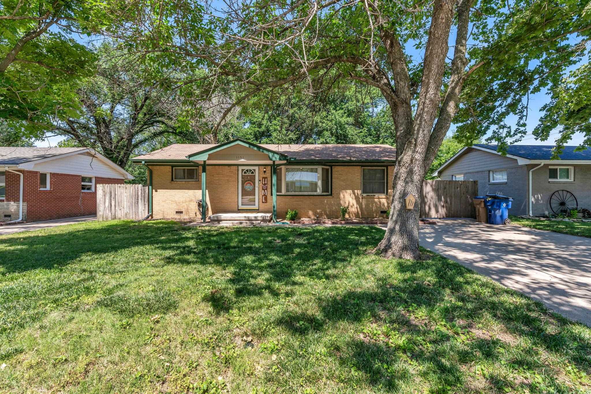 Derby, Kansas 67037, United States, 3 Bedrooms Bedrooms, ,1 BathroomBathrooms,Residential,Pending,55144