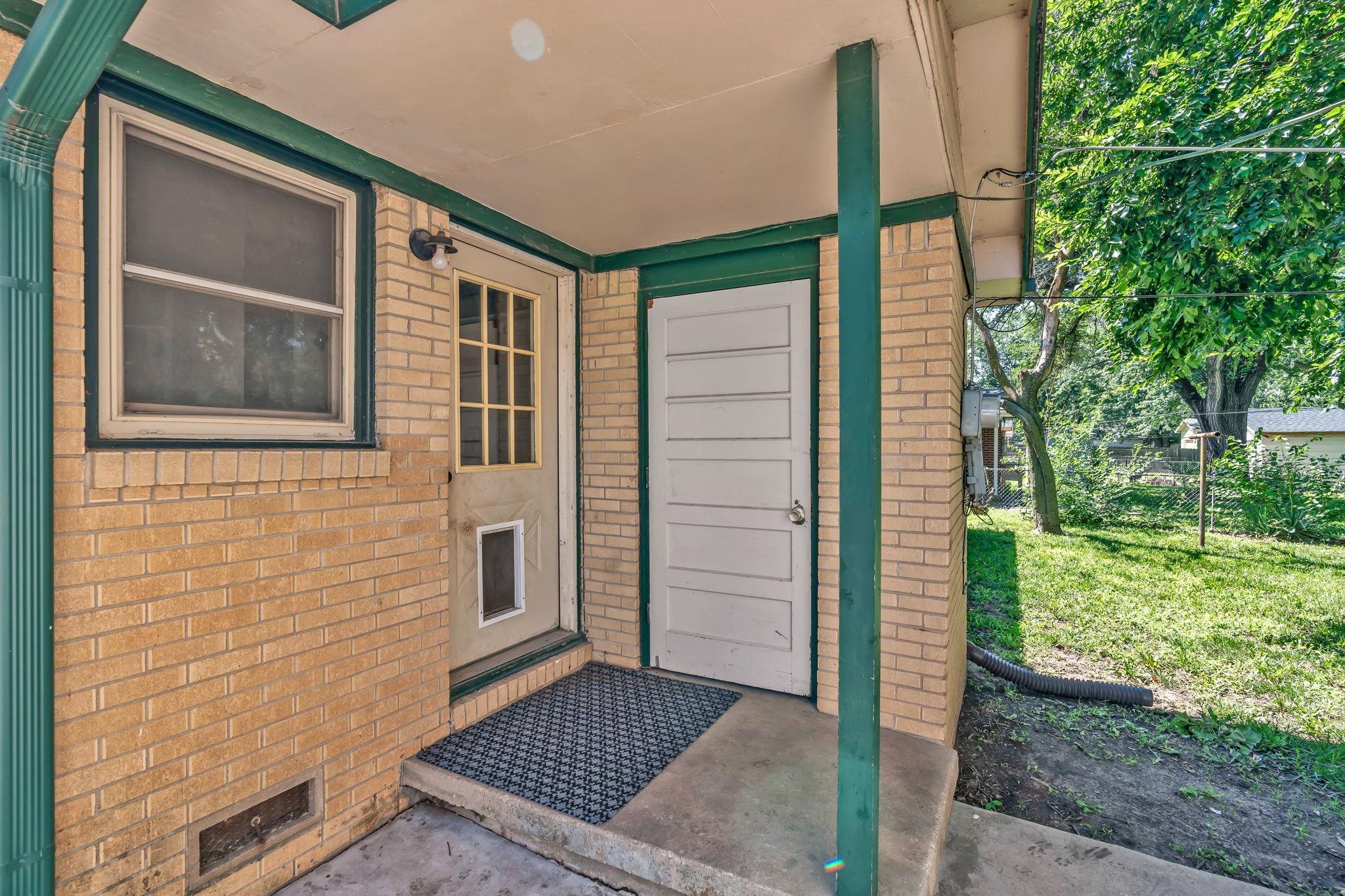 Derby, Kansas 67037, United States, 3 Bedrooms Bedrooms, ,1 BathroomBathrooms,Residential,Pending,55144