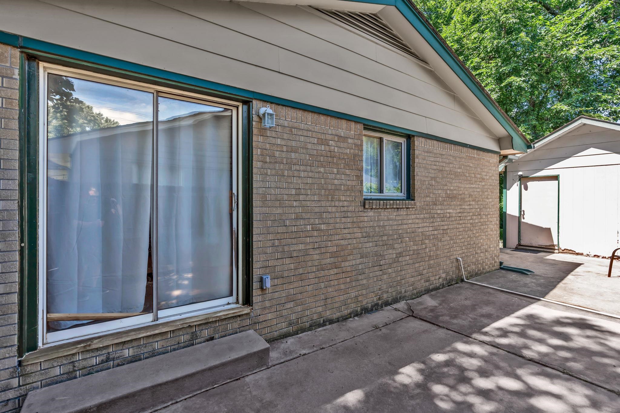 Derby, Kansas 67037, United States, 3 Bedrooms Bedrooms, ,1 BathroomBathrooms,Residential,Pending,55144