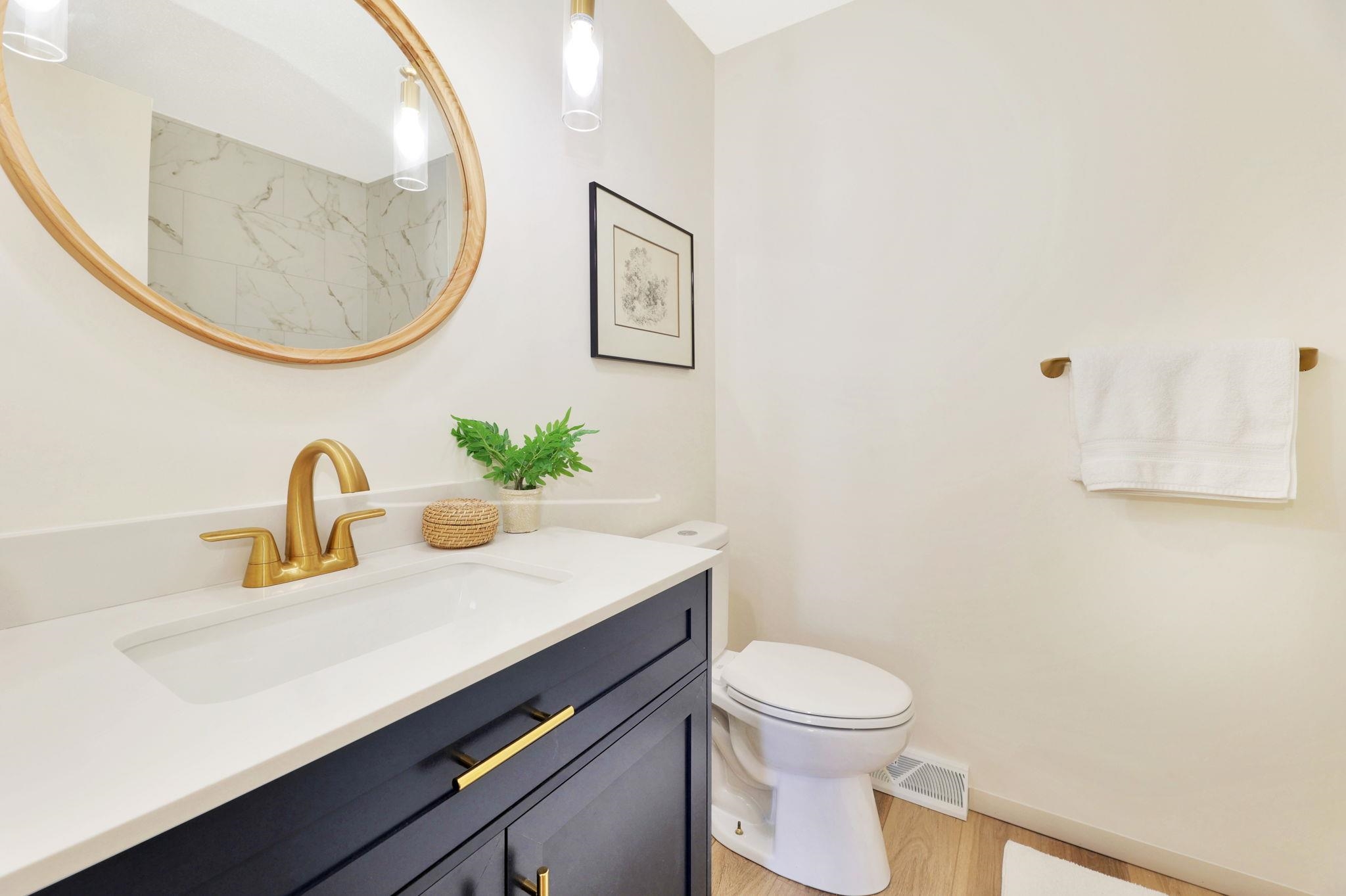 Wichita, Kansas 67207, United States, 3 Bedrooms Bedrooms, ,2 BathroomsBathrooms,Residential,Pending,65700