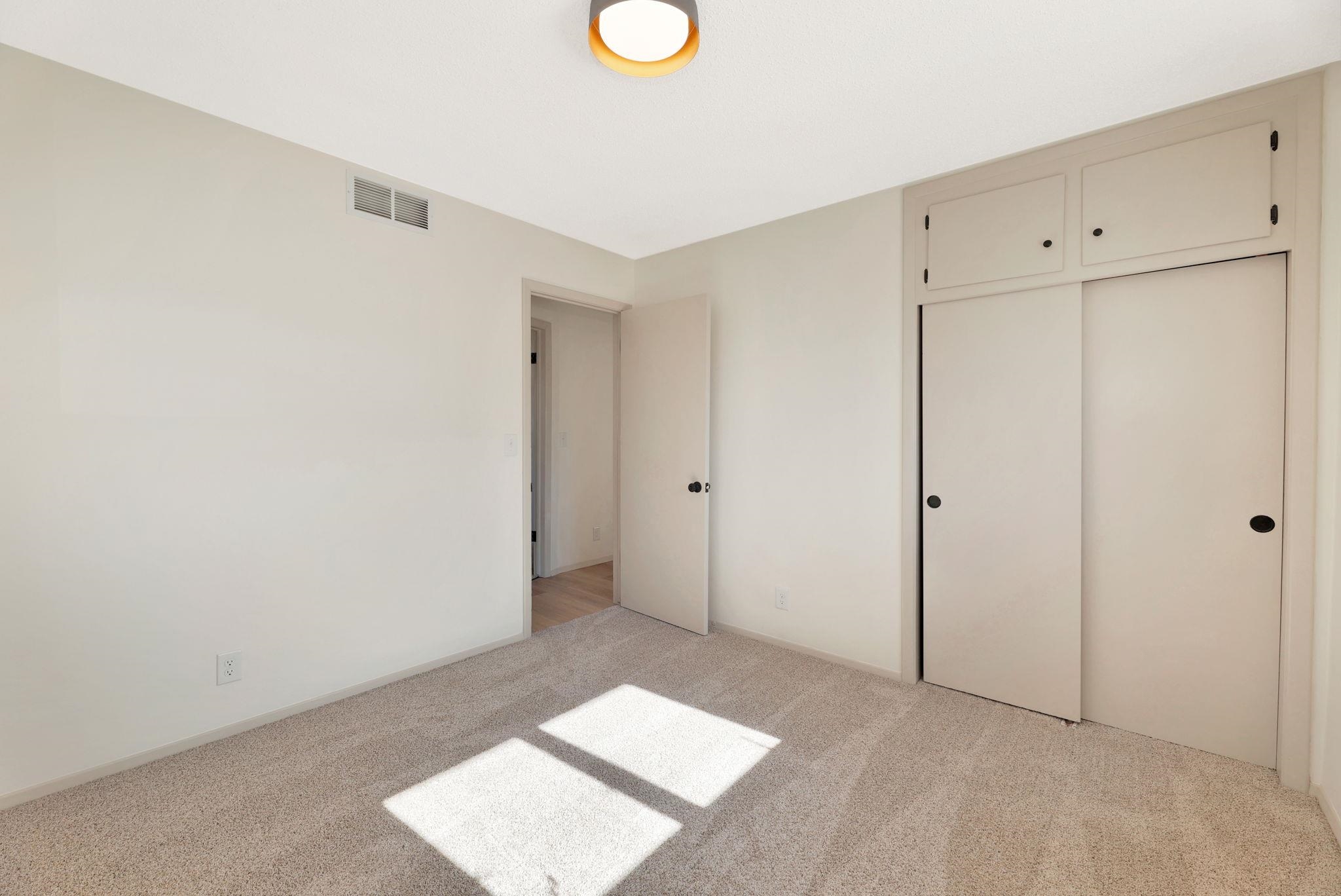 Wichita, Kansas 67207, United States, 3 Bedrooms Bedrooms, ,2 BathroomsBathrooms,Residential,Pending,65700