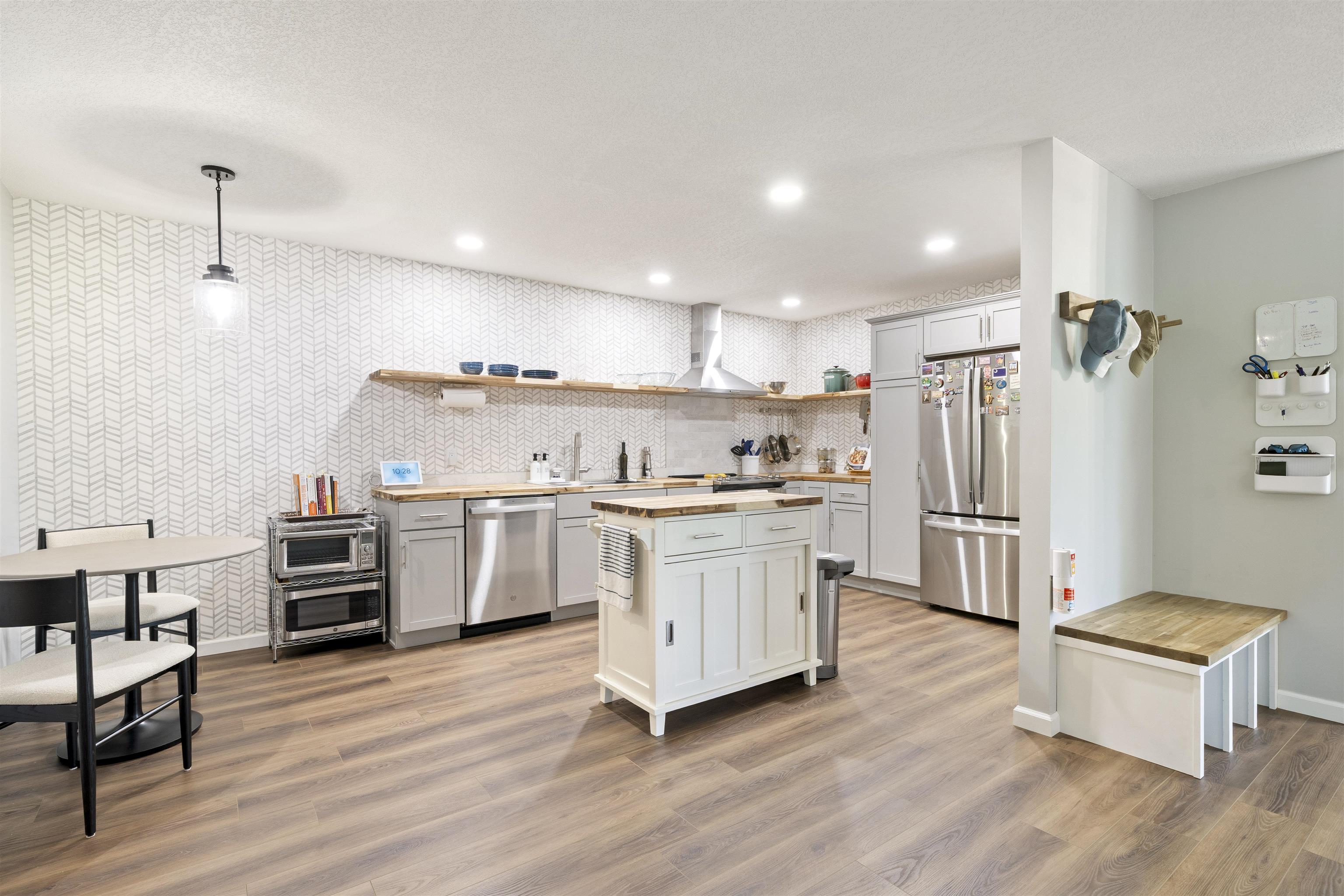 626 N Oak Forest Ln, Derby, Kansas image 14