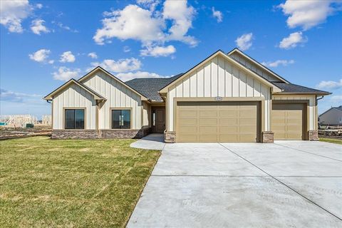 Homes For Sale - 1530 E Appleton St<br/> Valley Center, KS 67147