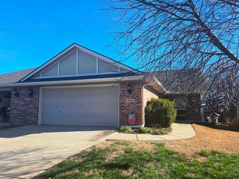 Multifamily For Sale - 3011 Cottonwood Hill<br/> Newton, KS 67114
