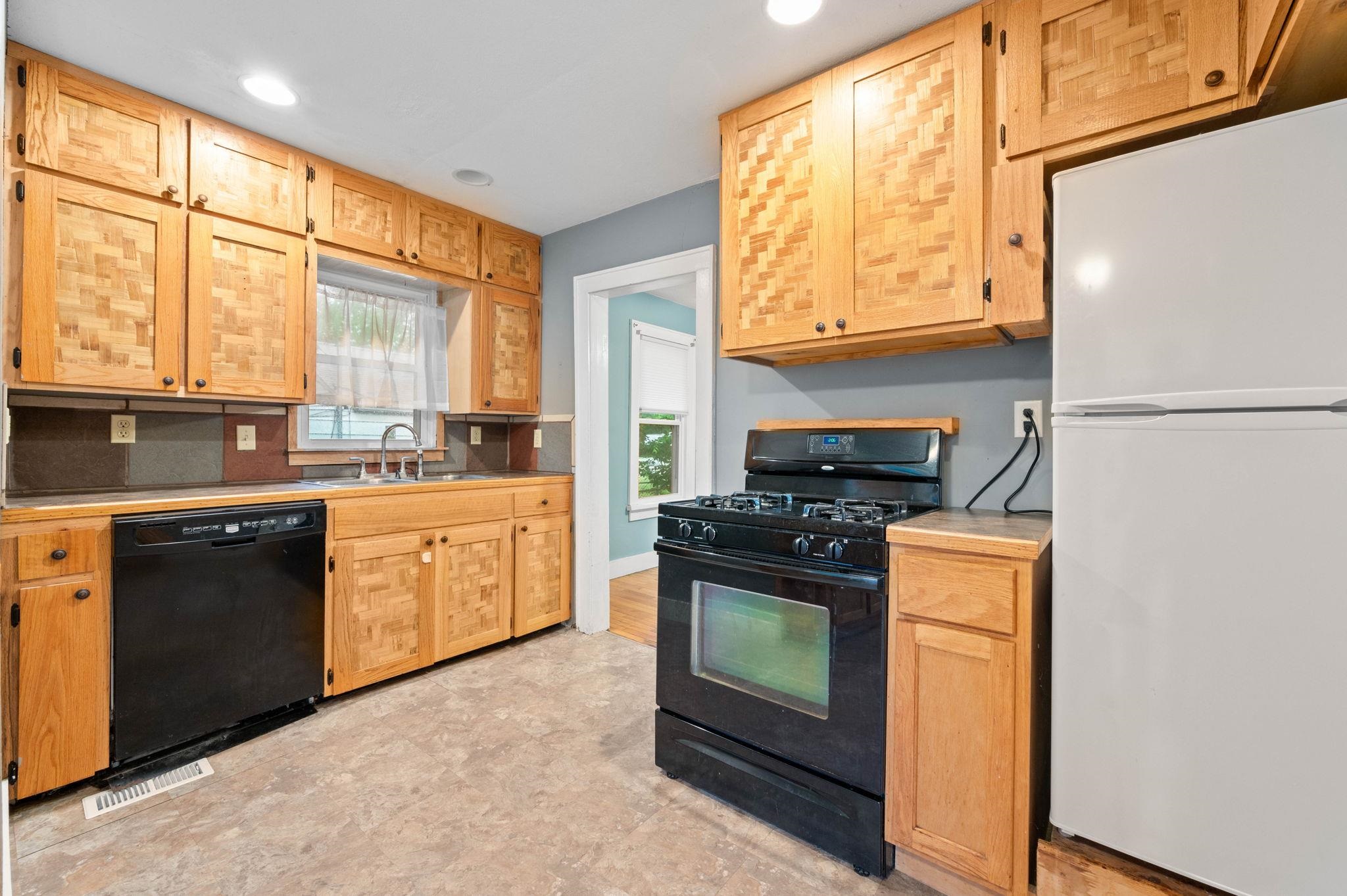 784 N Custer Ave, Wichita, Kansas image 15