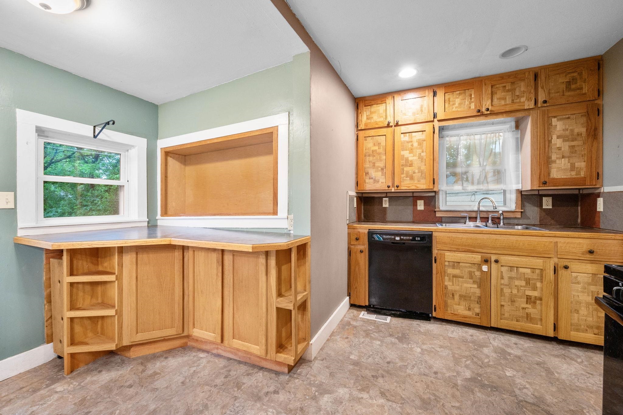 784 N Custer Ave, Wichita, Kansas image 16