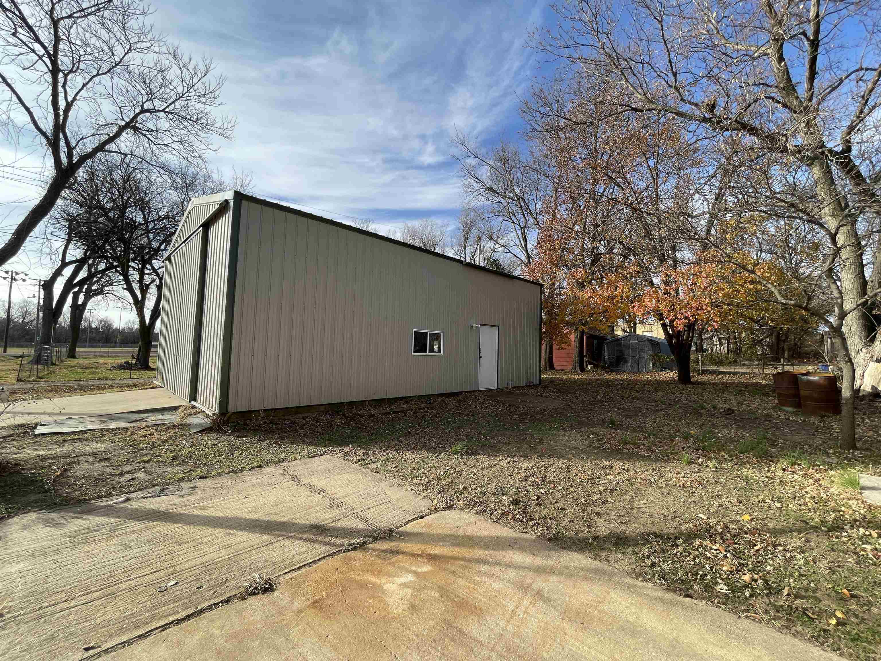 1004 W Lincoln Ave, Wellington, Kansas image 5