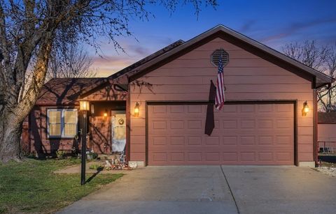 Homes For Sale - 500 Deerfield Cir<br/> Valley Center, KS 67147