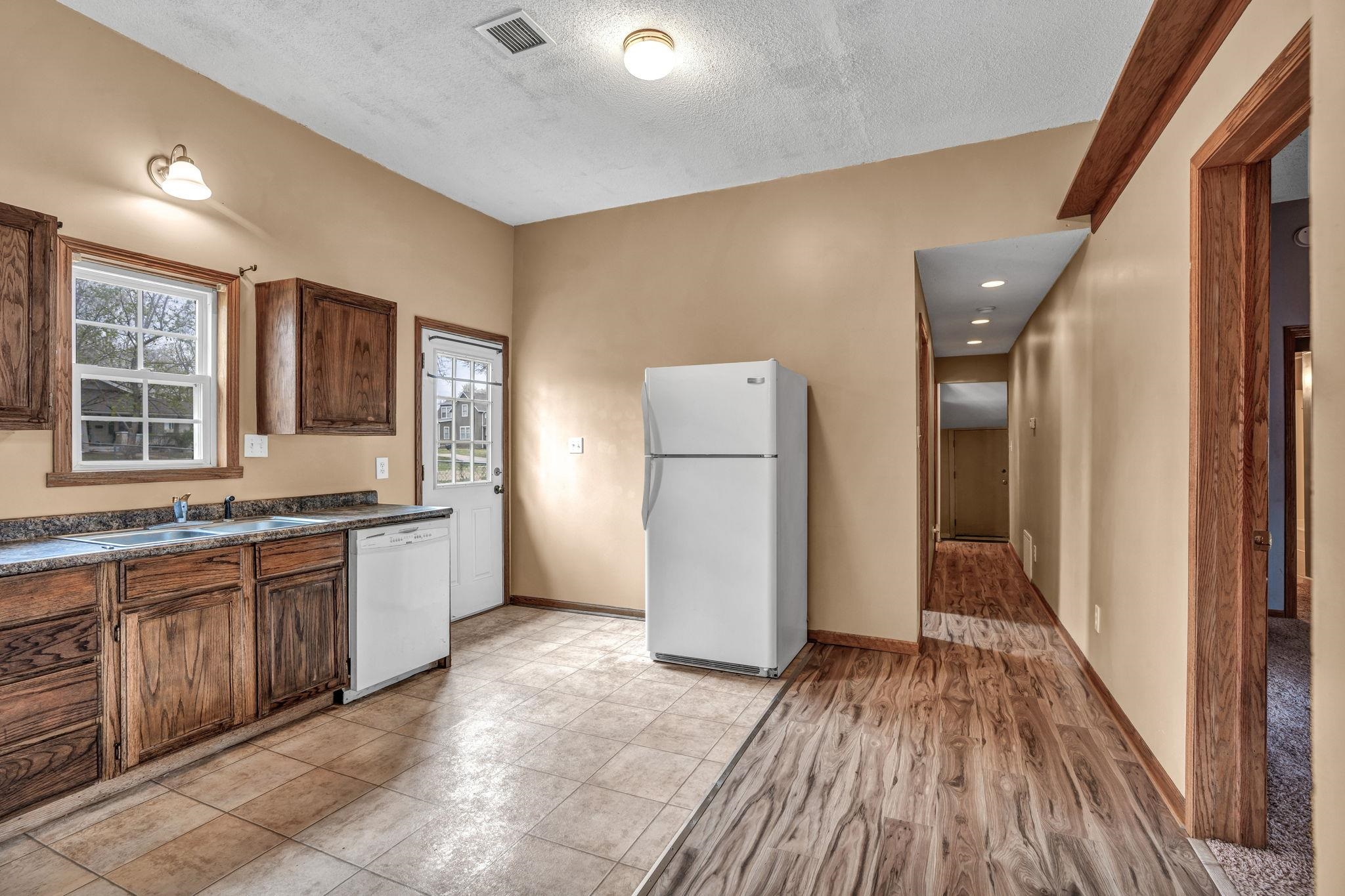 524 S Star St, El Dorado, Kansas image 6