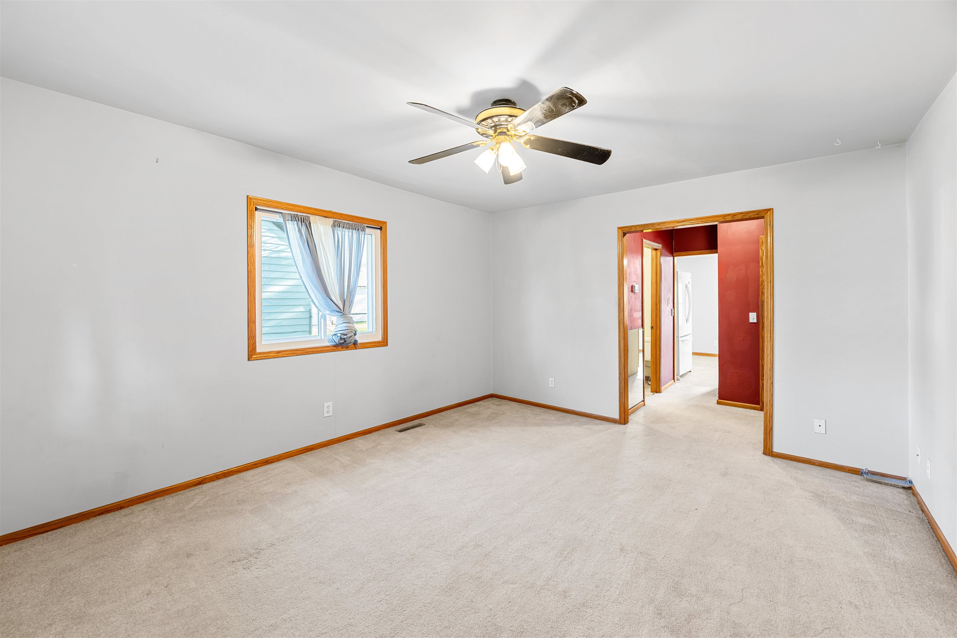 924 Custer St, Salina, Kansas image 3