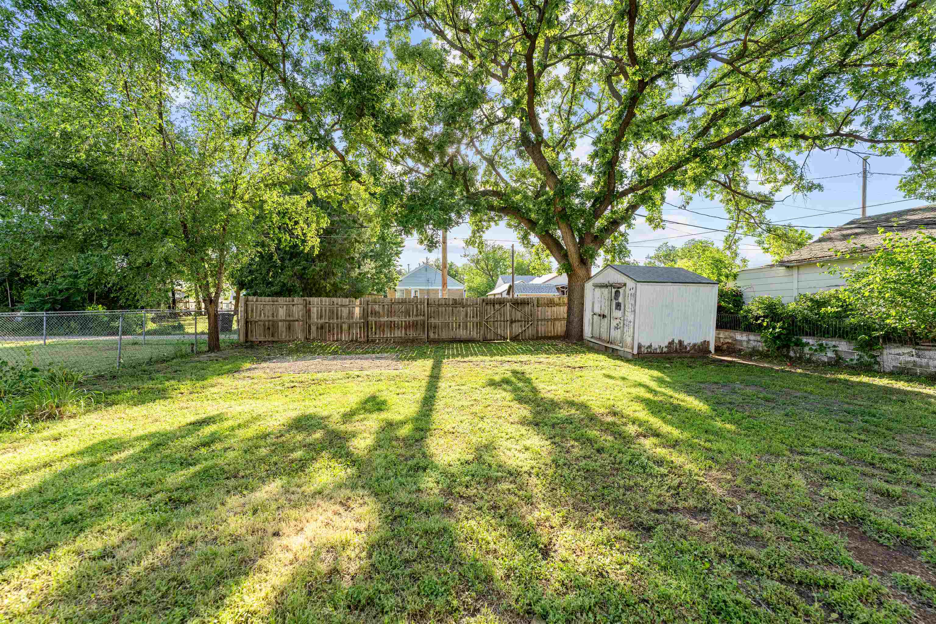924 Custer St, Salina, Kansas image 10