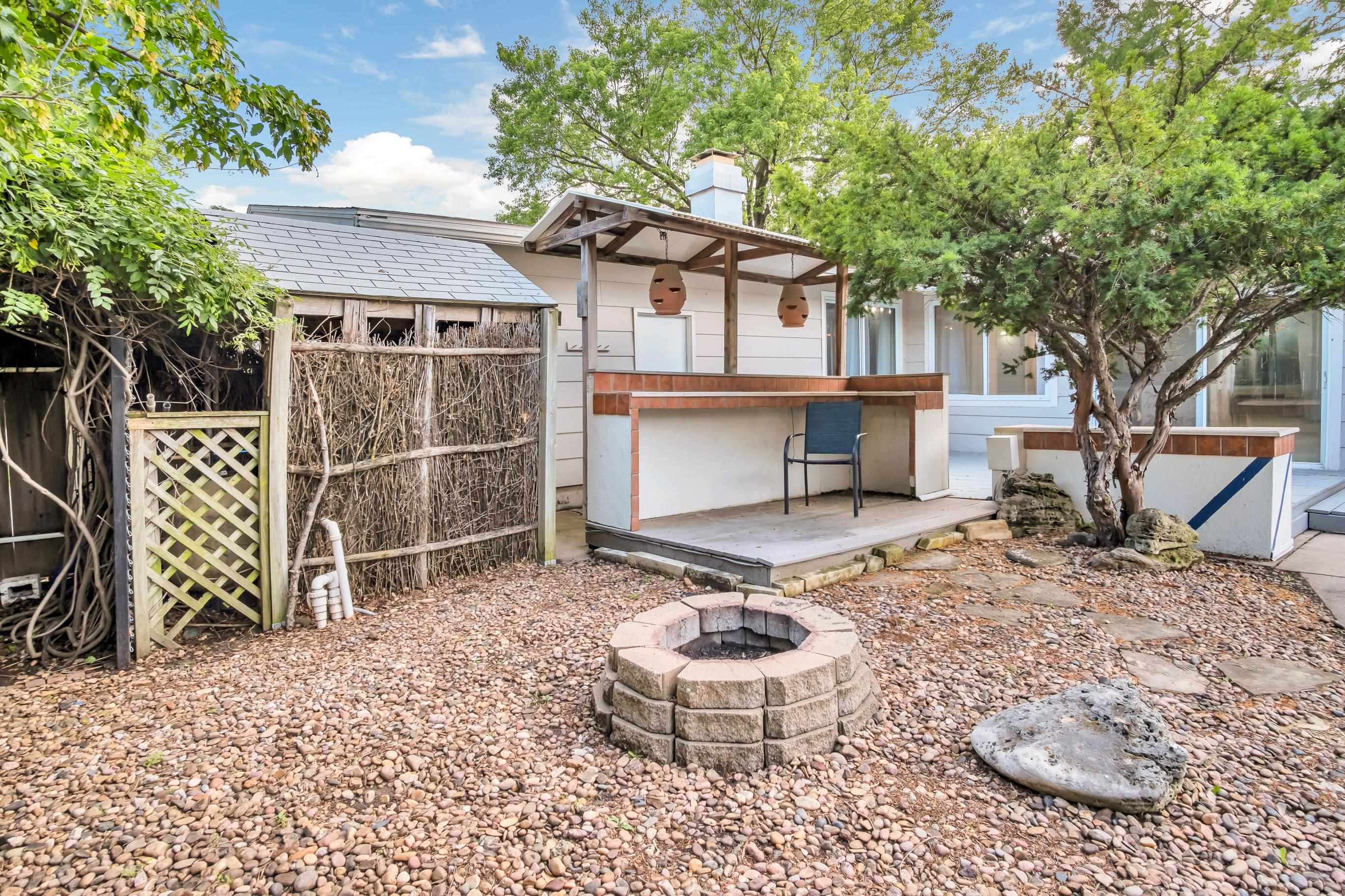916 Trinity Dr, Newton, Kansas image 35