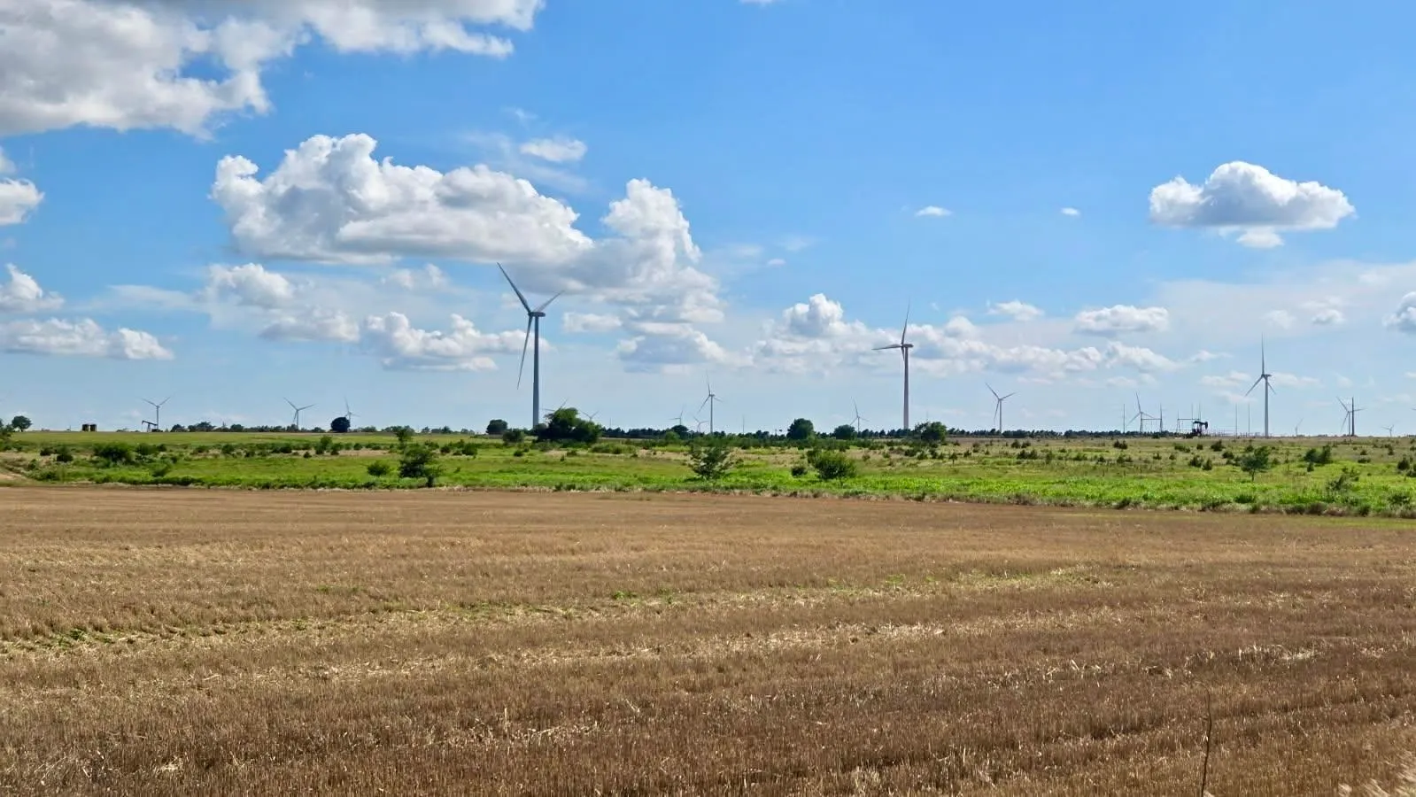 Harper, Kansas 67058, United States, ,Residential,Pending,190479