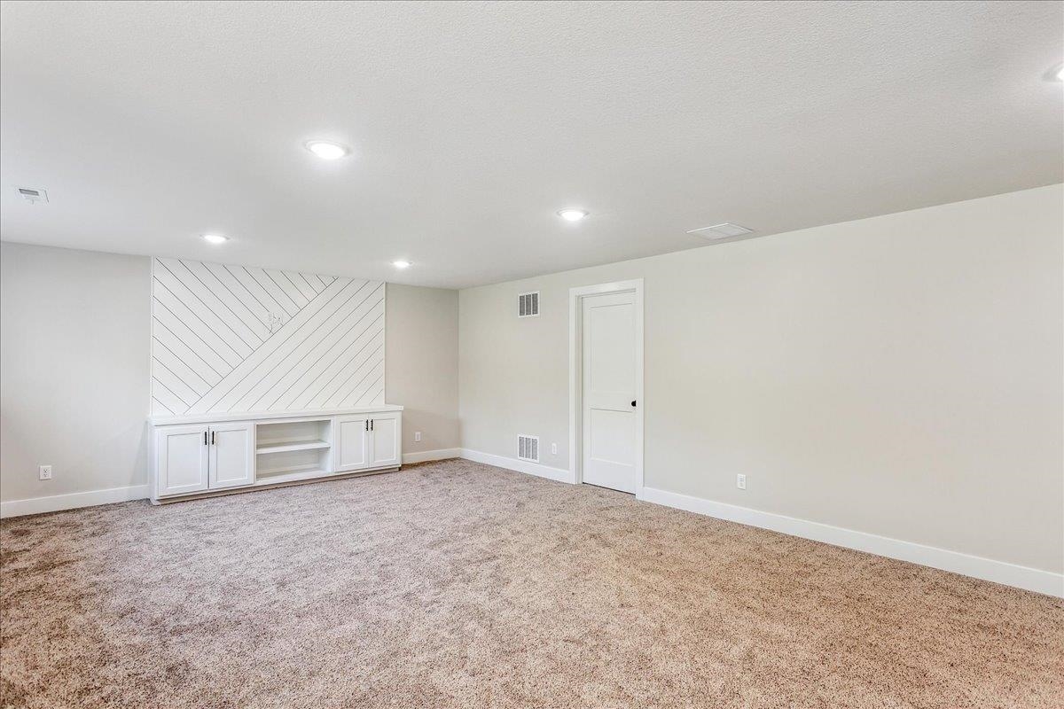 2910 E Sunflower Dr, Derby, Kansas image 25