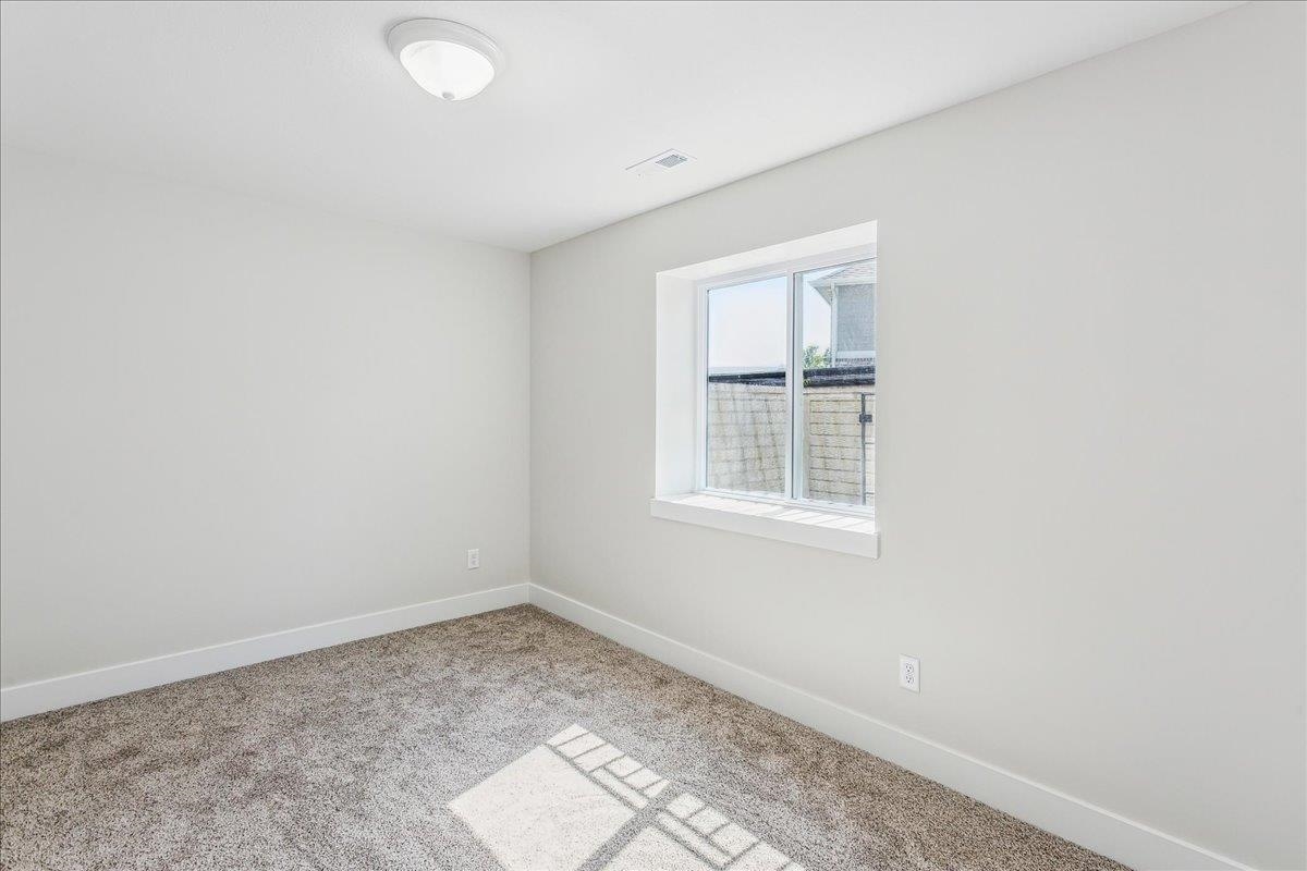2910 E Sunflower Dr, Derby, Kansas image 32