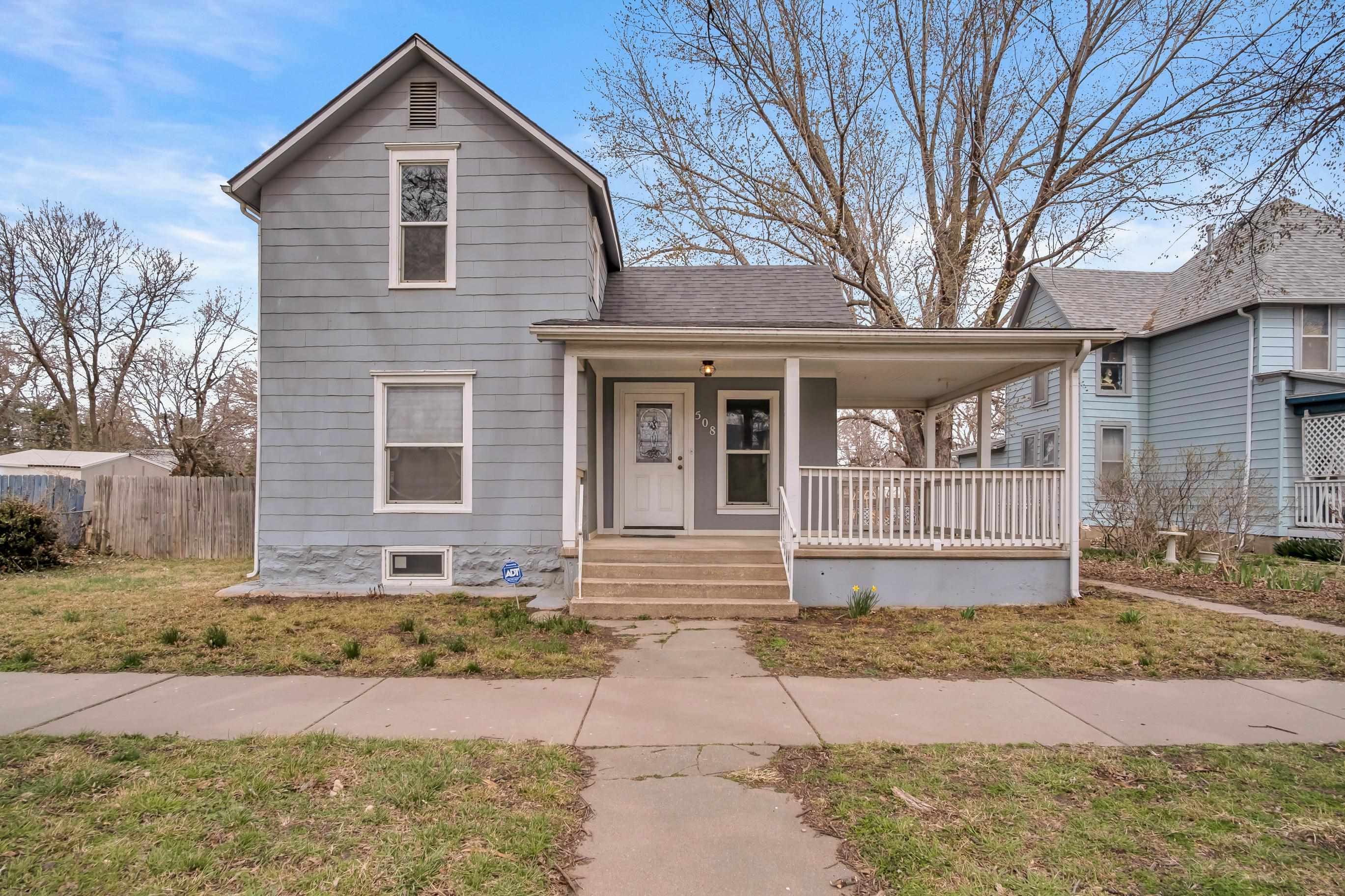 508 W Broadway, Newton, Kansas image 1