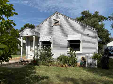Homes For Sale - 422 N Clayton Ave<br/> Wichita, KS 67203