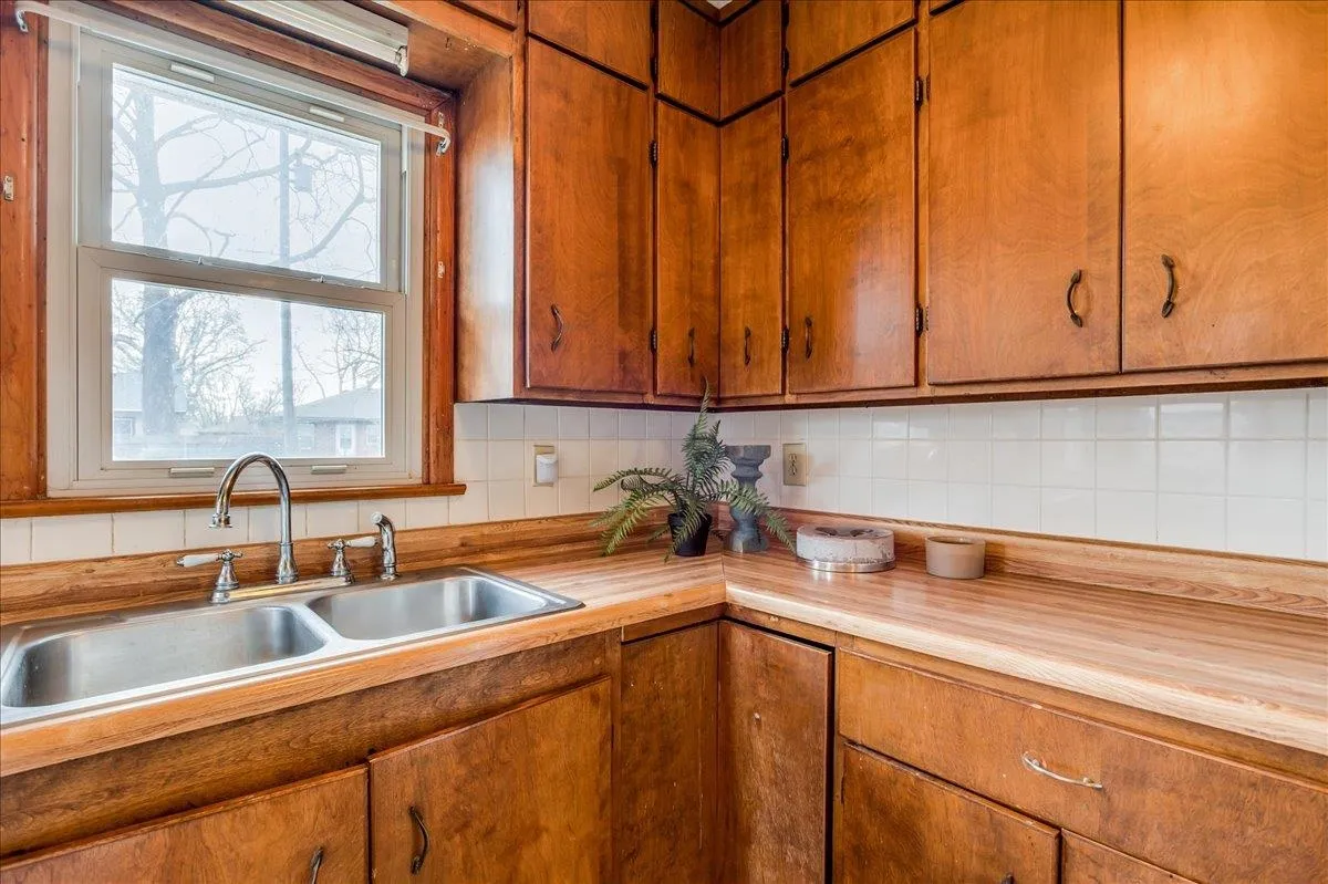 Derby, Kansas 67037, United States, 3 Bedrooms Bedrooms, ,1 BathroomBathrooms,Residential,Active,96074