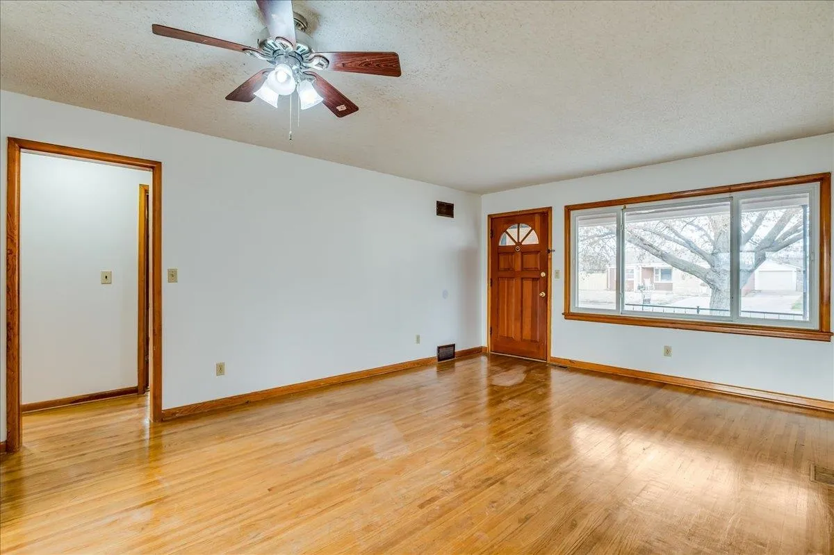 Derby, Kansas 67037, United States, 3 Bedrooms Bedrooms, ,1 BathroomBathrooms,Residential,Active,96074