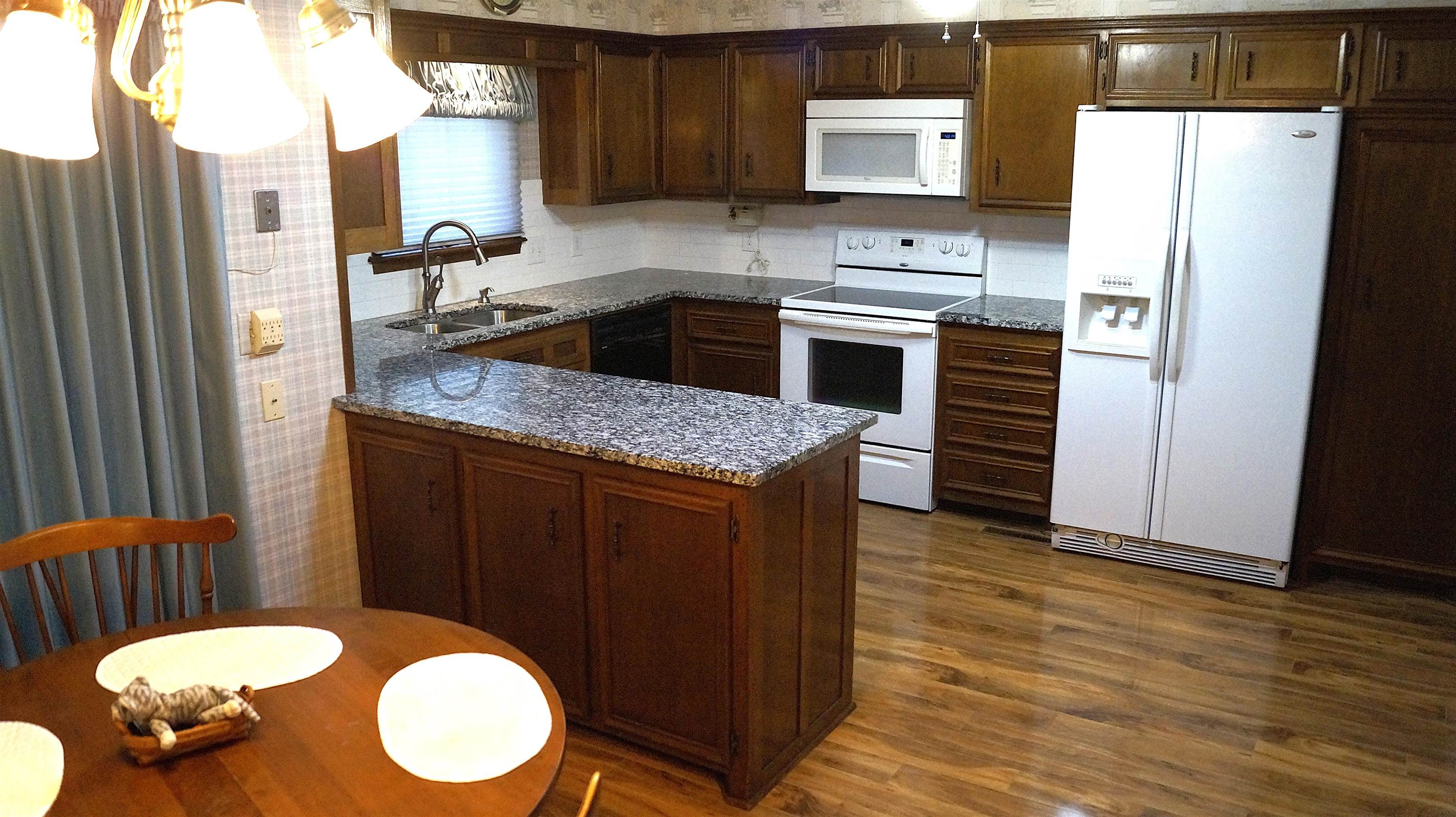 1407 E Pine Tree Rd, Derby, Kansas image 9