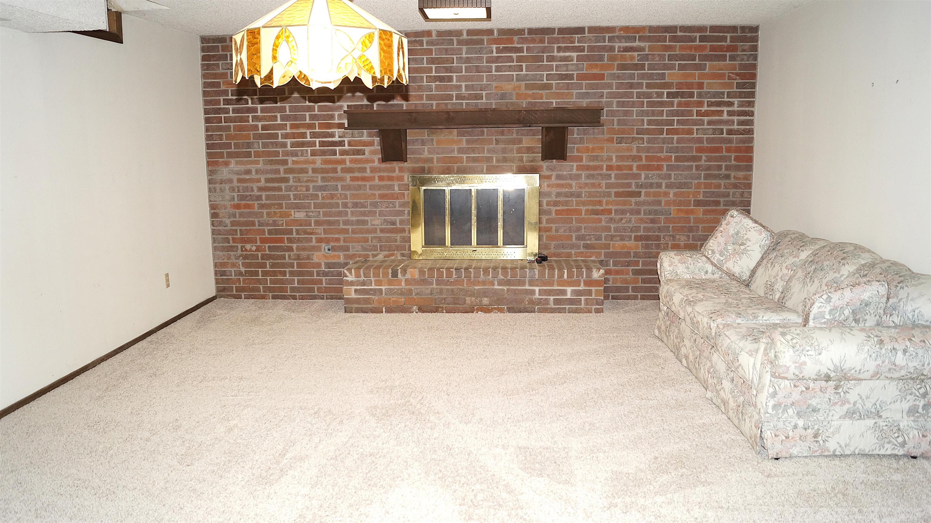 1407 E Pine Tree Rd, Derby, Kansas image 22